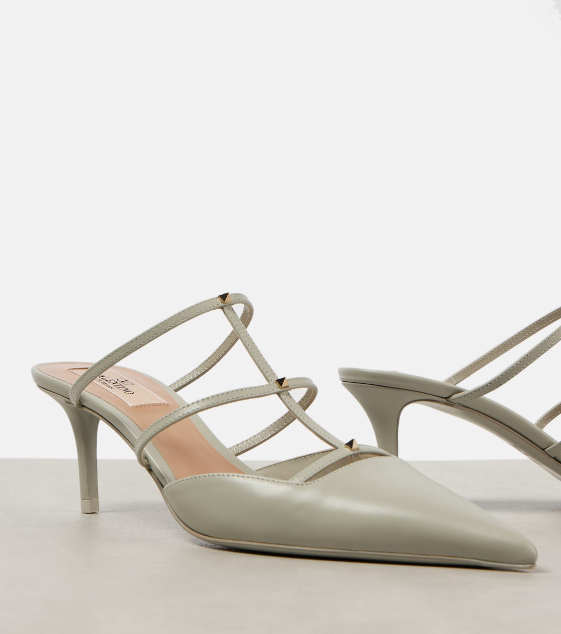 Mules Rockstud Wispy 60 aus Leder | Valentino Garavani