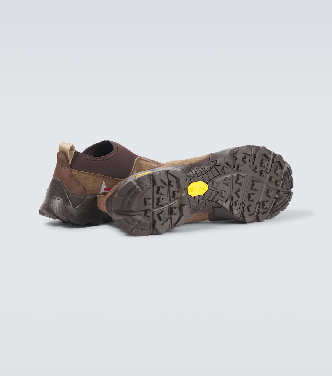 Sneaker slip-on con camoscio | Roa