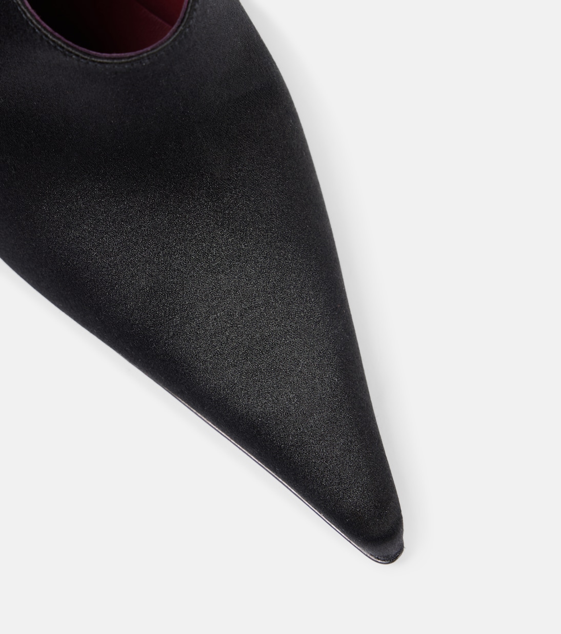 Pumps in raso con applicazione floreale | Magda Butrym