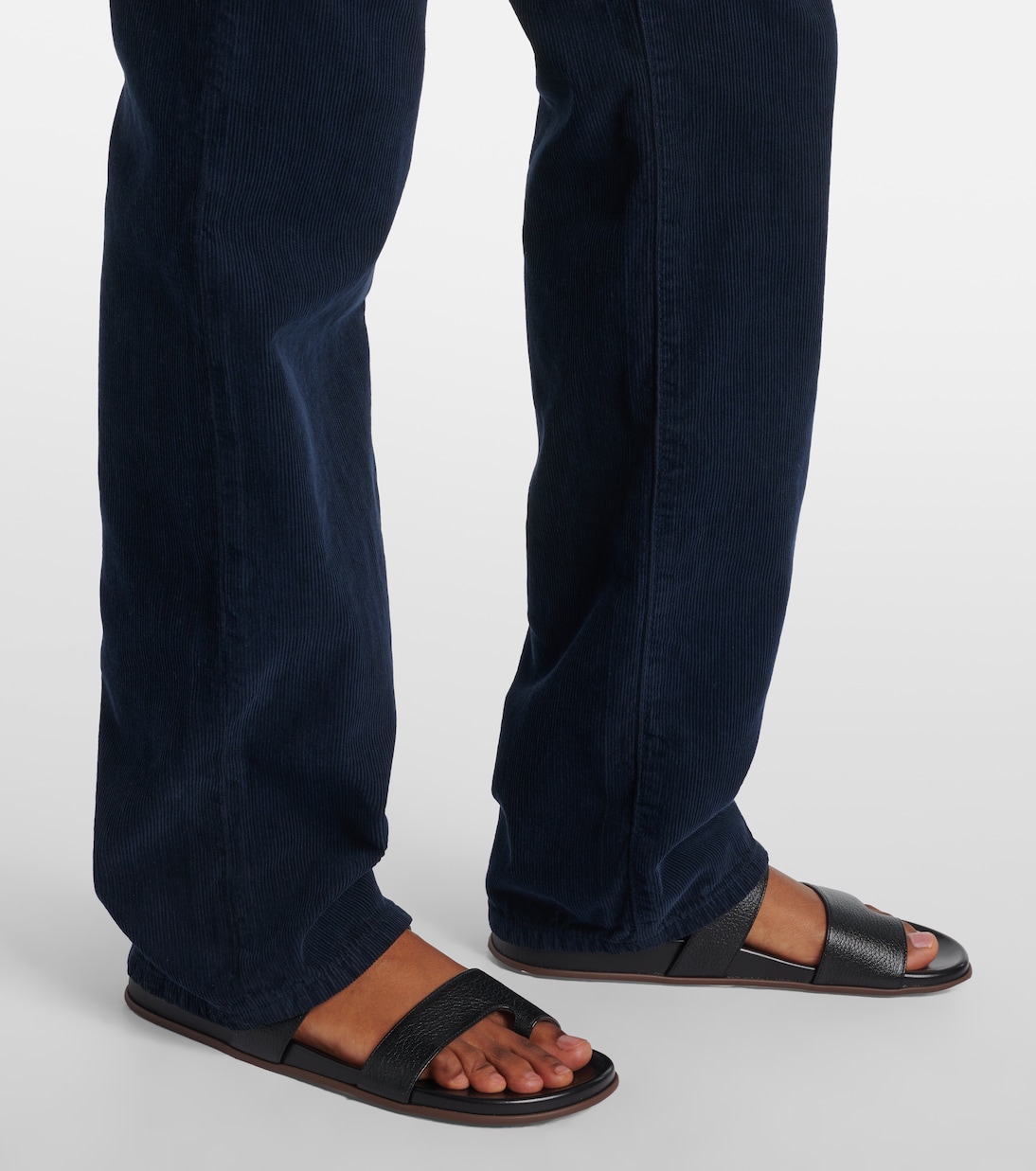 Pantaloni slim Carlyl in velluto di cotone a coste | The Row