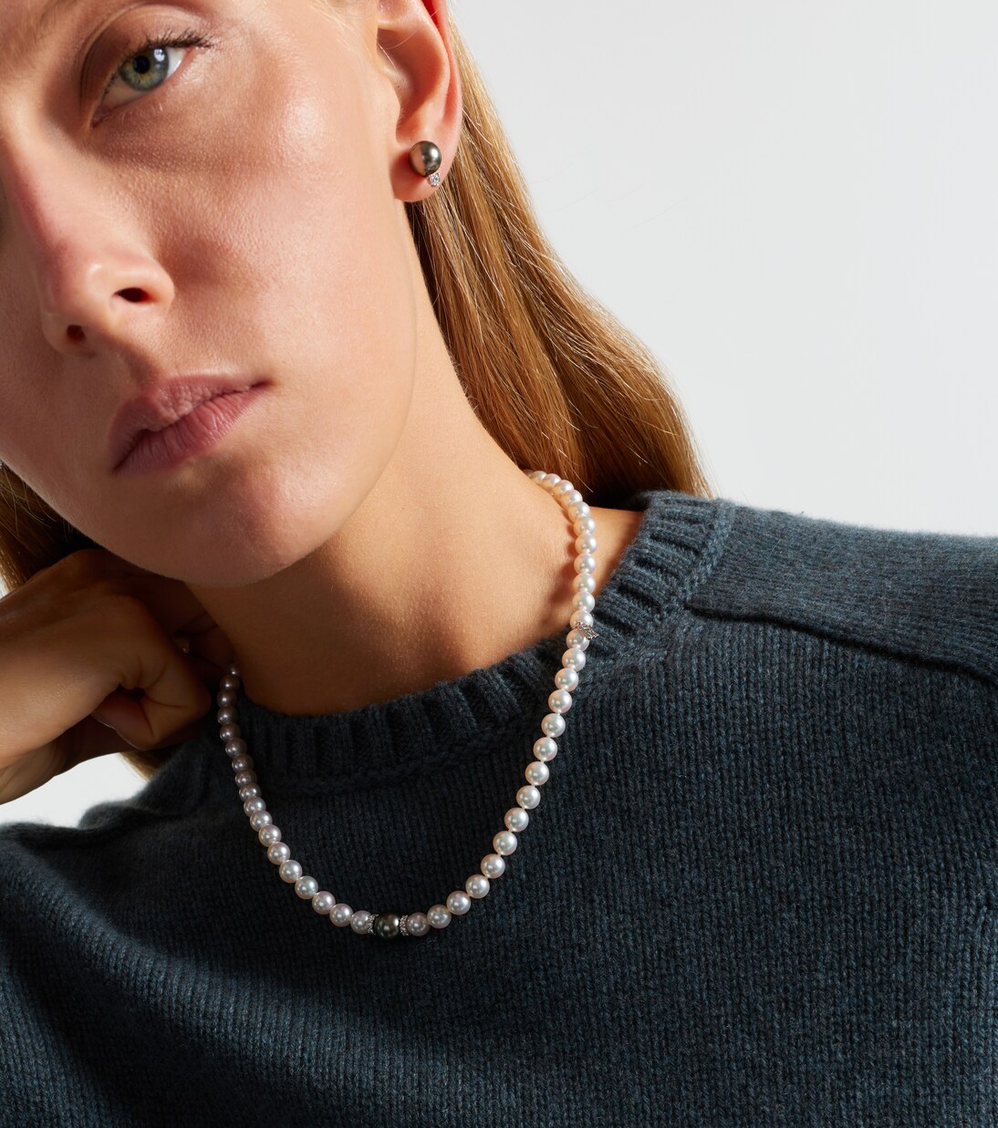 18kt gold necklace with pearls and diamonds | Mikimoto