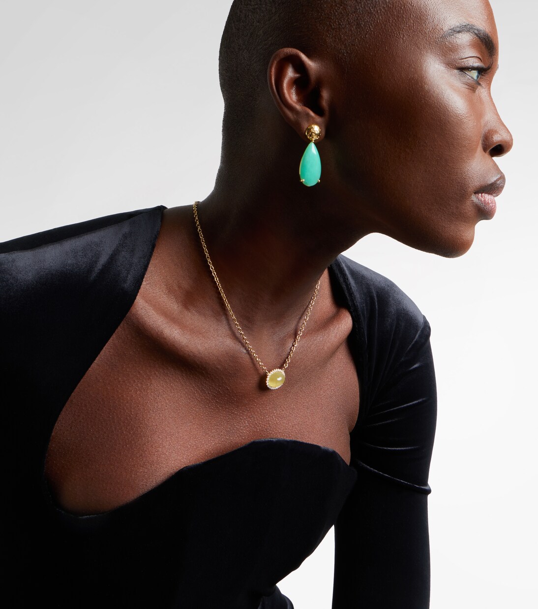 Bermuda Grass 18kt gold chain necklace with beryl and diamonds | Octavia Elizabeth