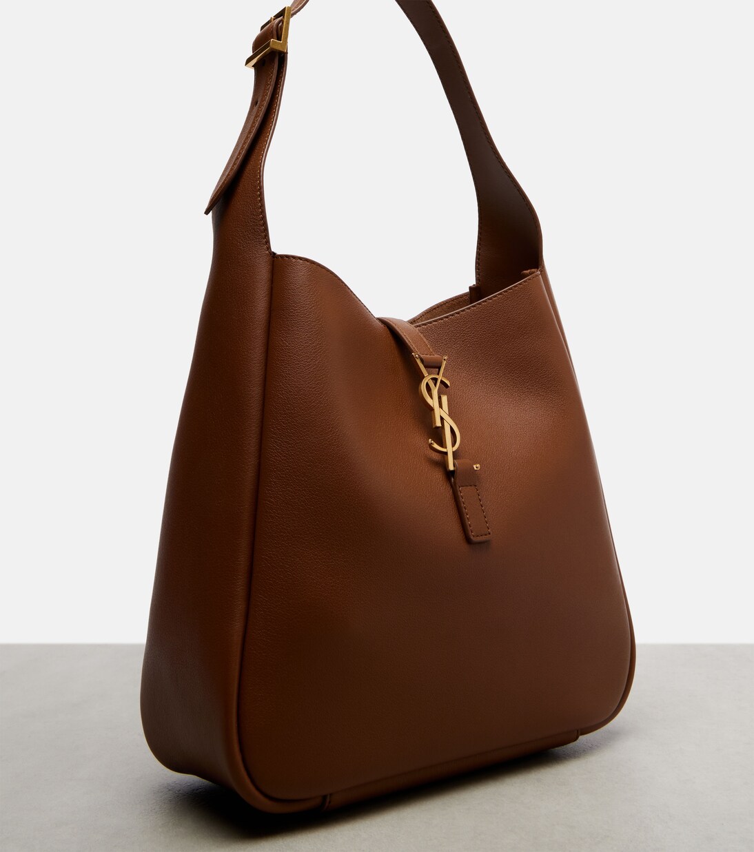 Le 5 à 7 Small leather tote bag | Saint Laurent