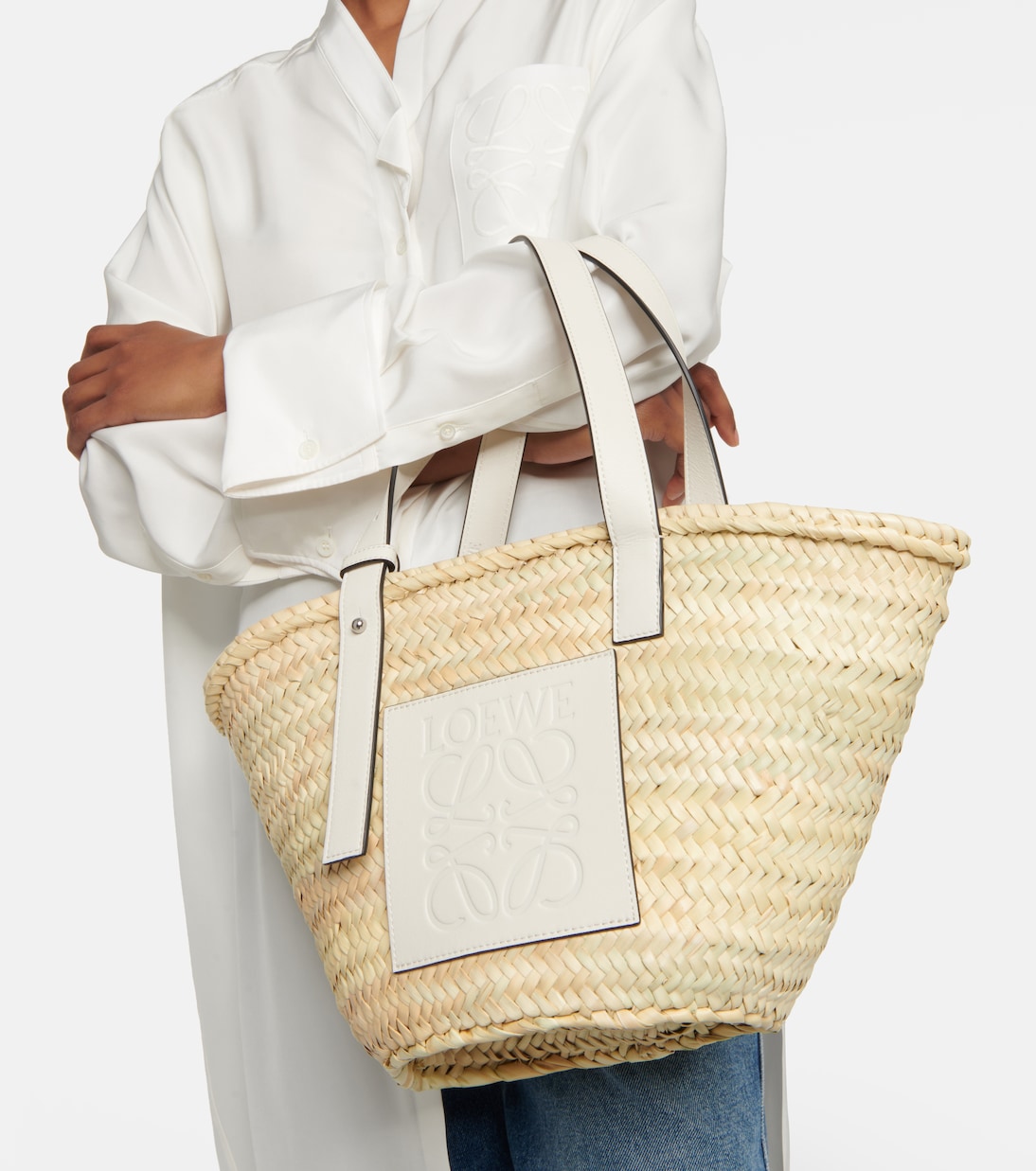 Shopper Medium in foglie di palma e pelle | Loewe
