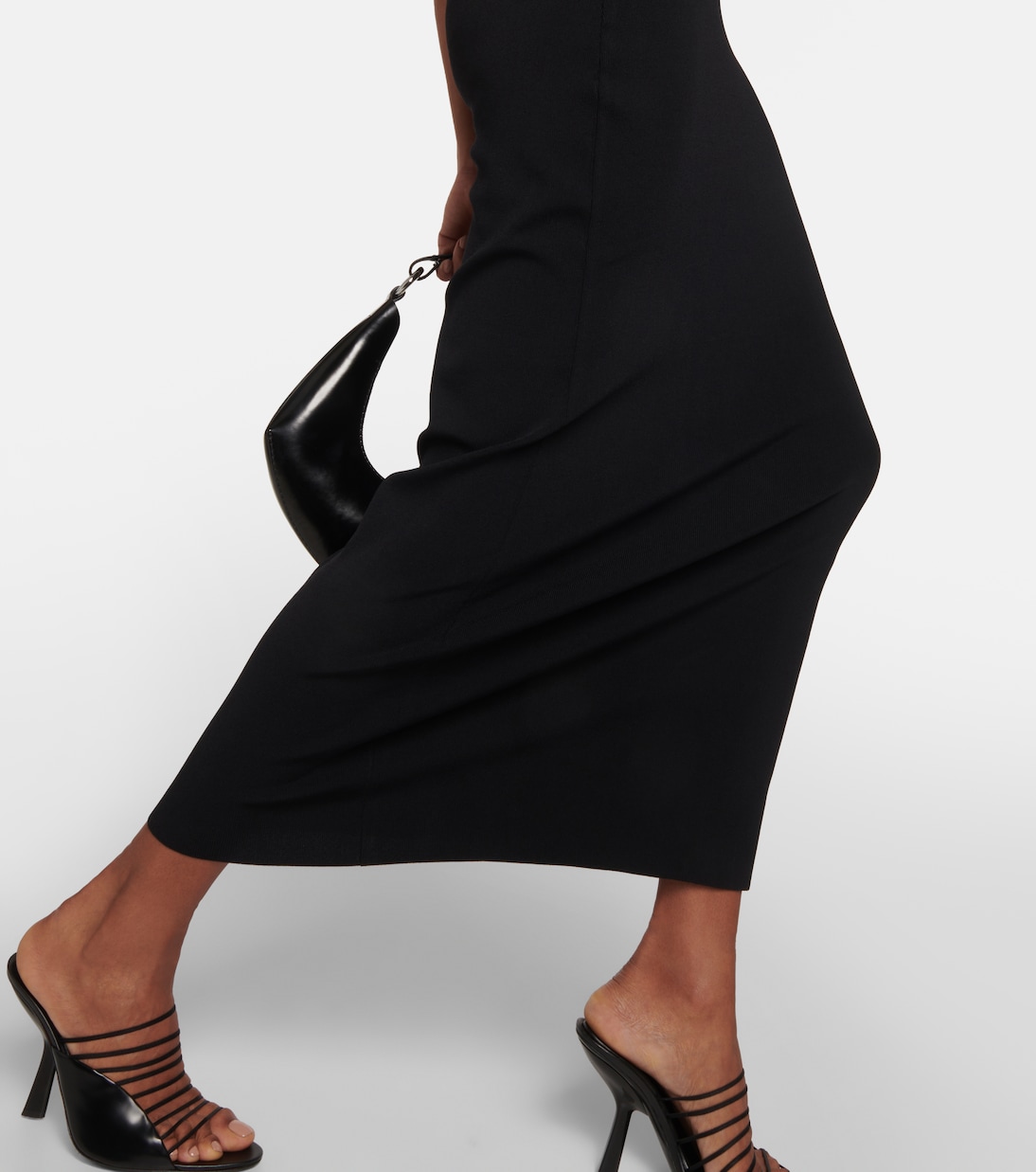 Vestido midi sin mangas con corte detallado de Christopher Esber, estilo Salacia para jóvenes modernos.