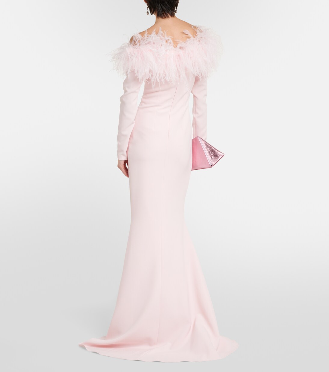 Off-Shoulder-Robe mit Federn | Safiyaa