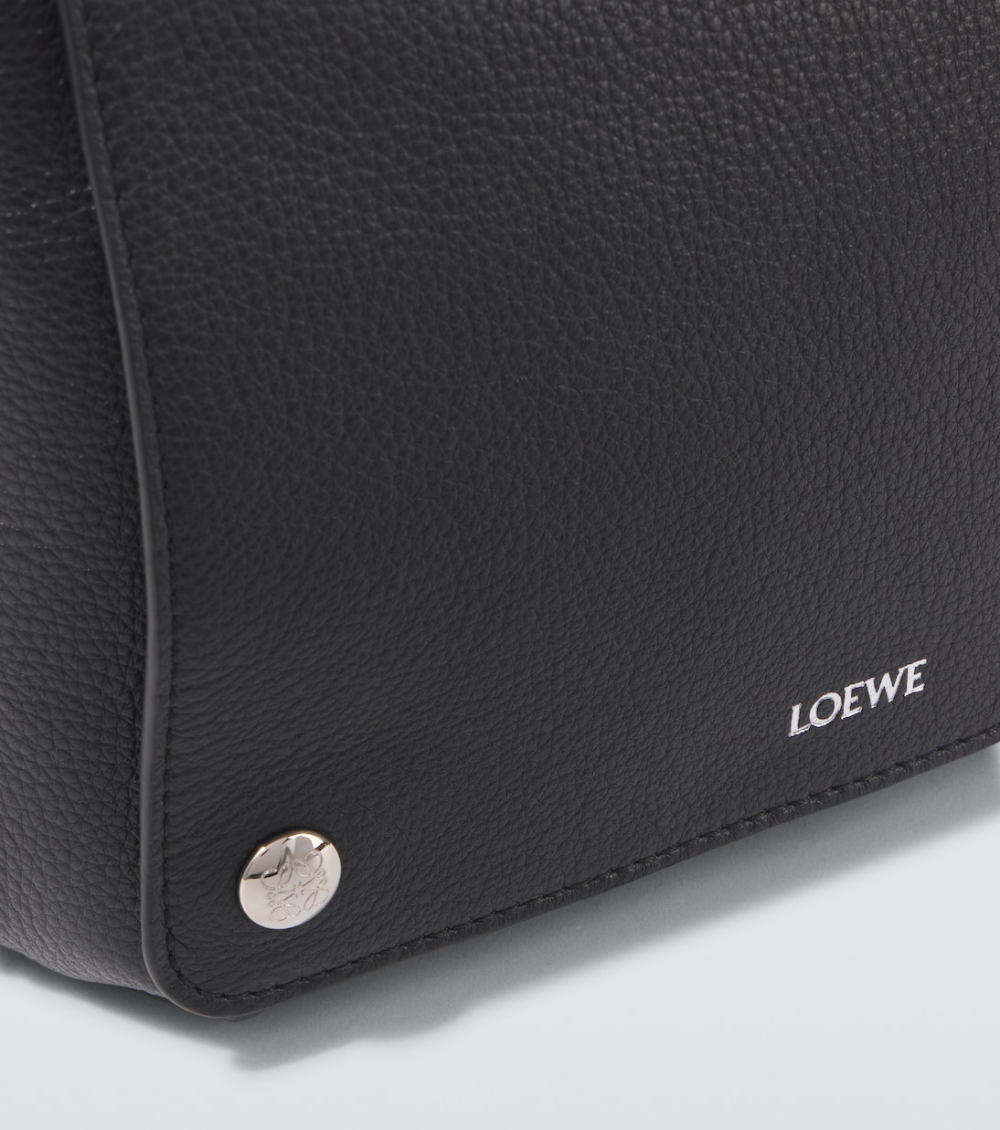 Borsa a spalla Pebble Medium in pelle | Loewe