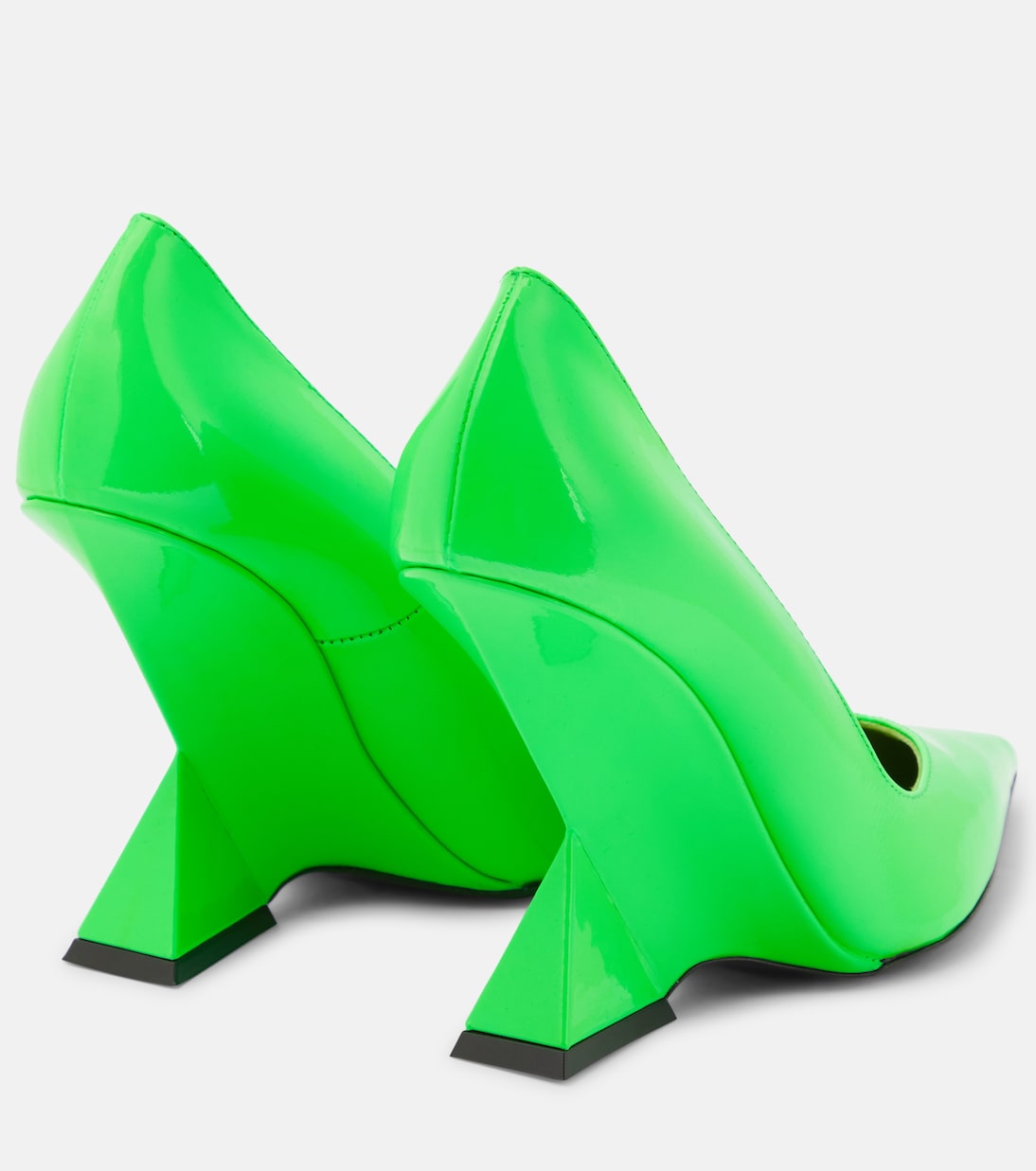 Pumps Cheope aus Lackleder | The Attico