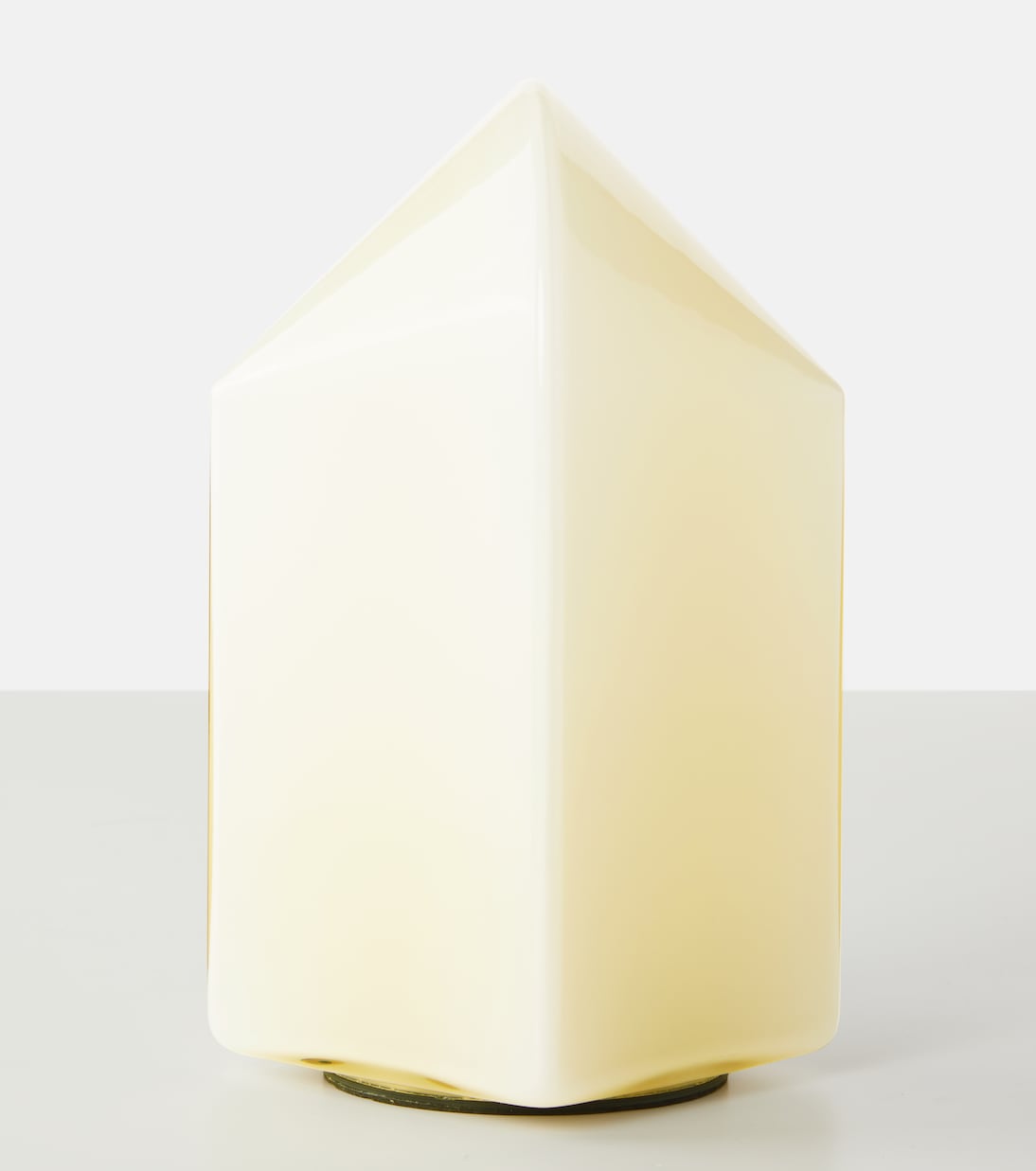Parade Medium table lamp, EU plug | Hay