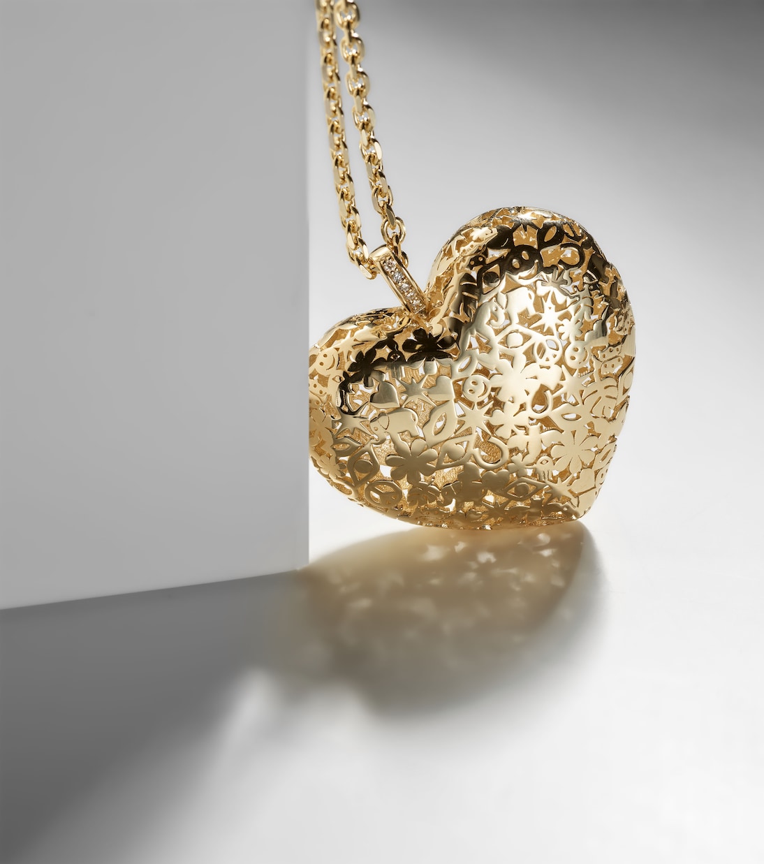 Collier Puffy Icon Wallpaper Heart en or 14 ct et diamants | Sydney Evan