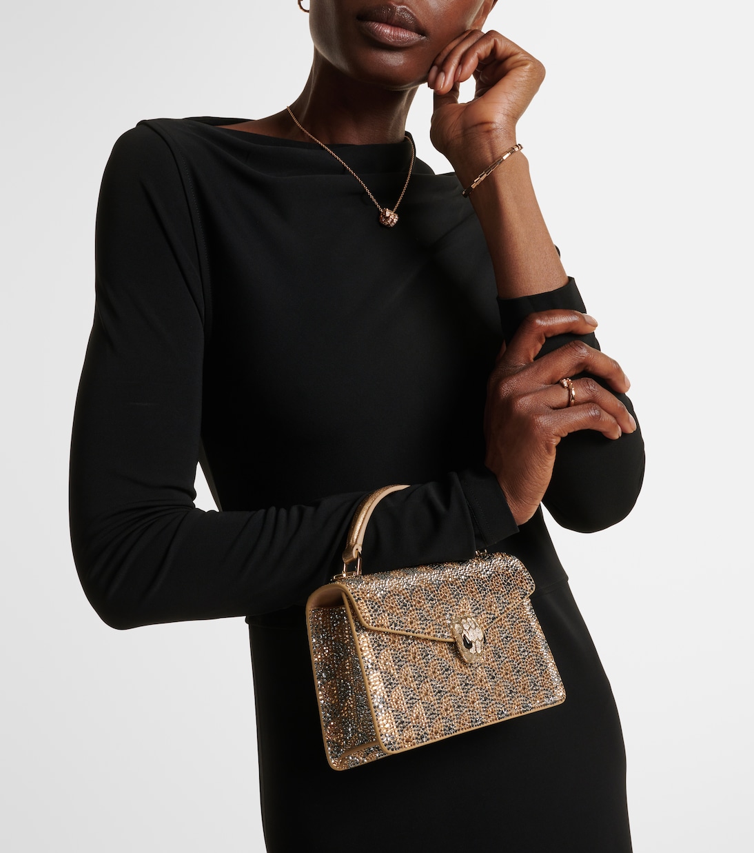 Borsa Serpenti Forever in suede con cristalli | Bvlgari