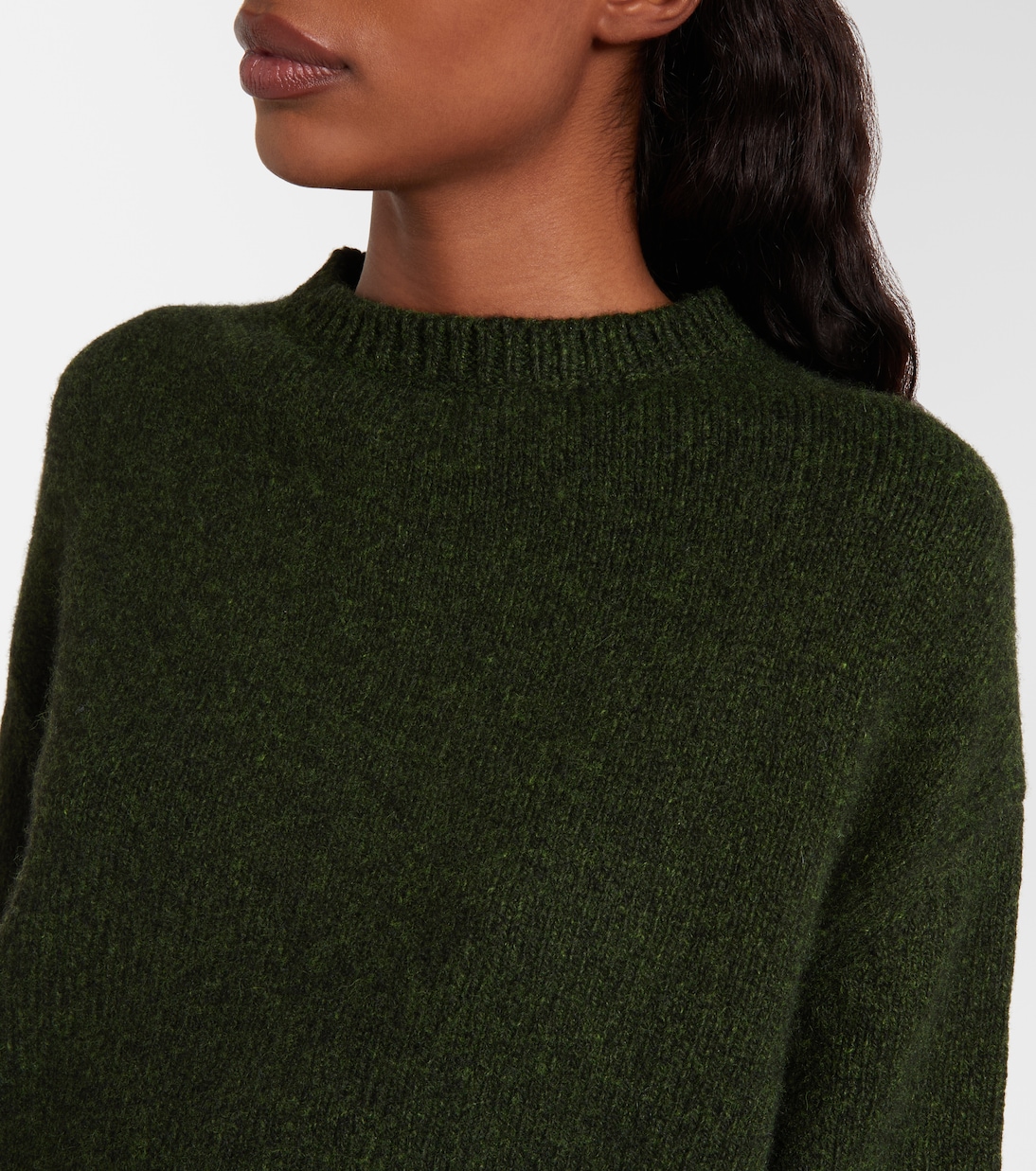 Sabina cropped cashmere sweater | Khaite