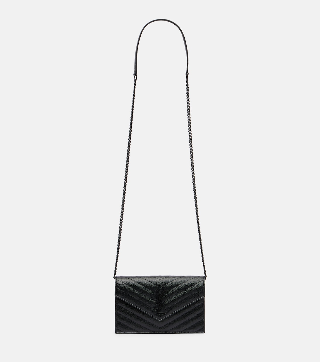 Cassandre Envelope Small leather wallet on chain | Saint Laurent
