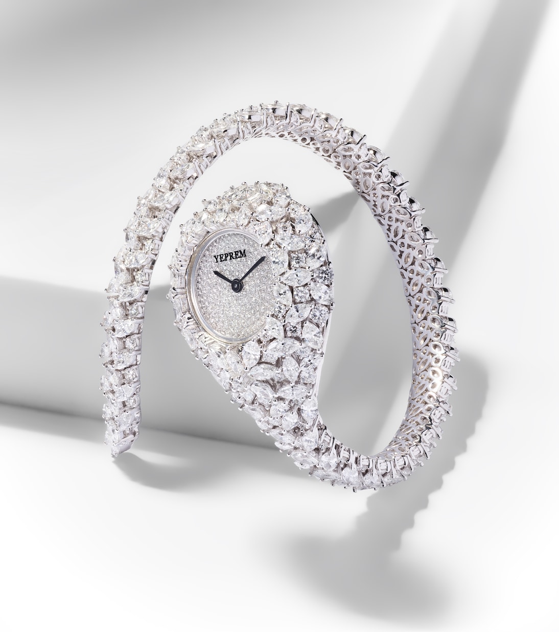 Montre Y-Momento en or blanc 18 ct et diamants | Yeprem