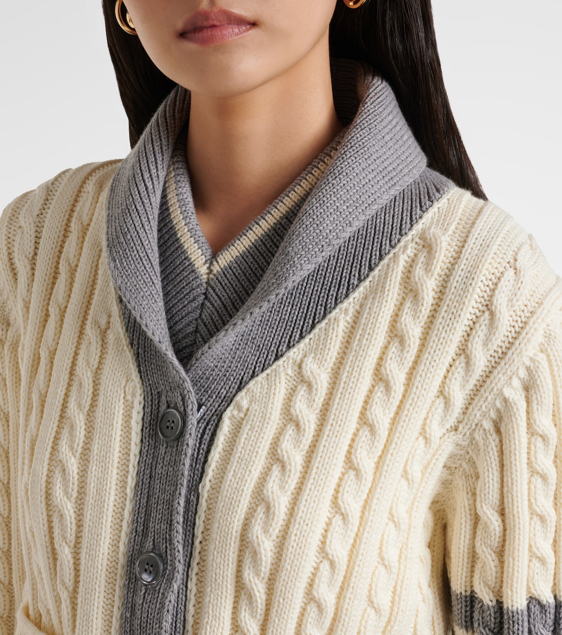 Cardigan 4-Bar in lana a trecce | Thom Browne