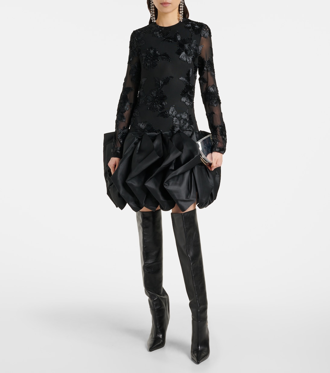 Besticktes Minikleid aus Satin | Rotate