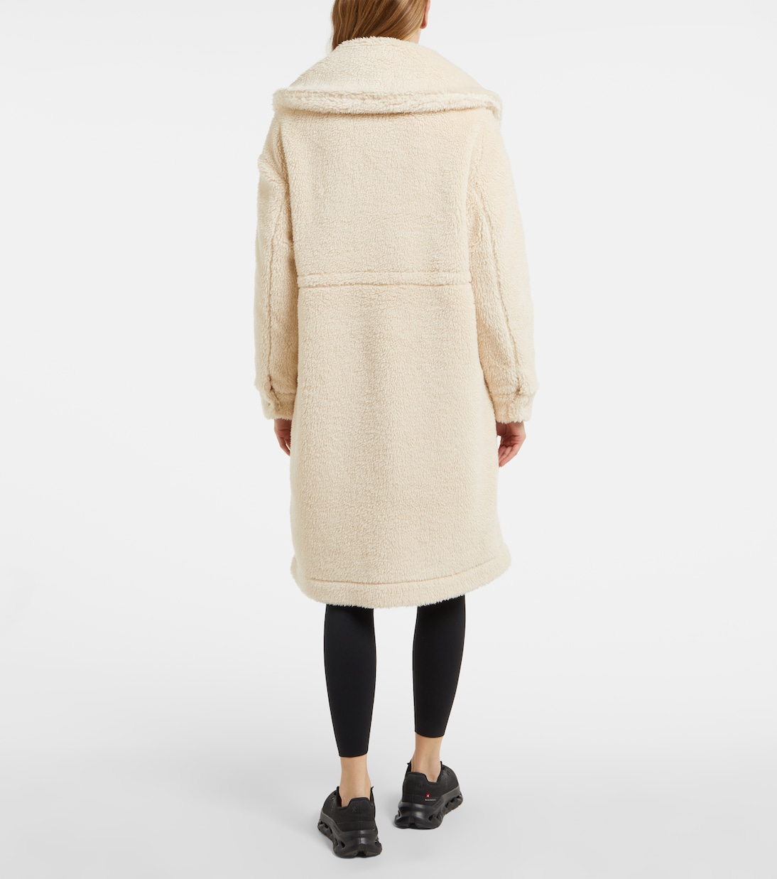 Mantel Logan aus Teddyfleece | Varley