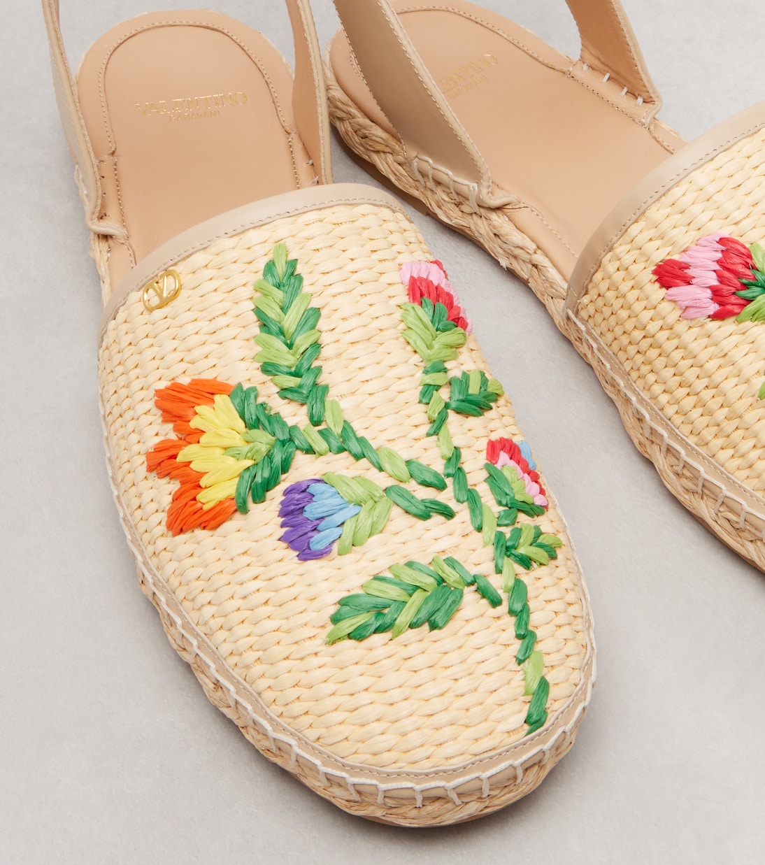 Bribri embroidered raffia espadrilles | Valentino Garavani