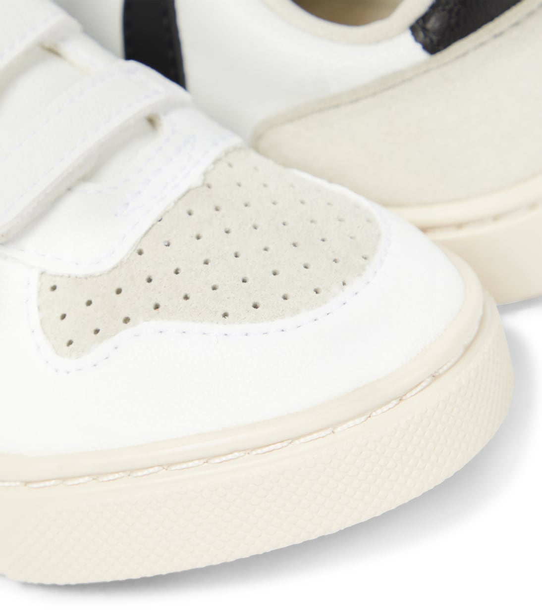 V-10 leather and suede sneakers | Veja Kids