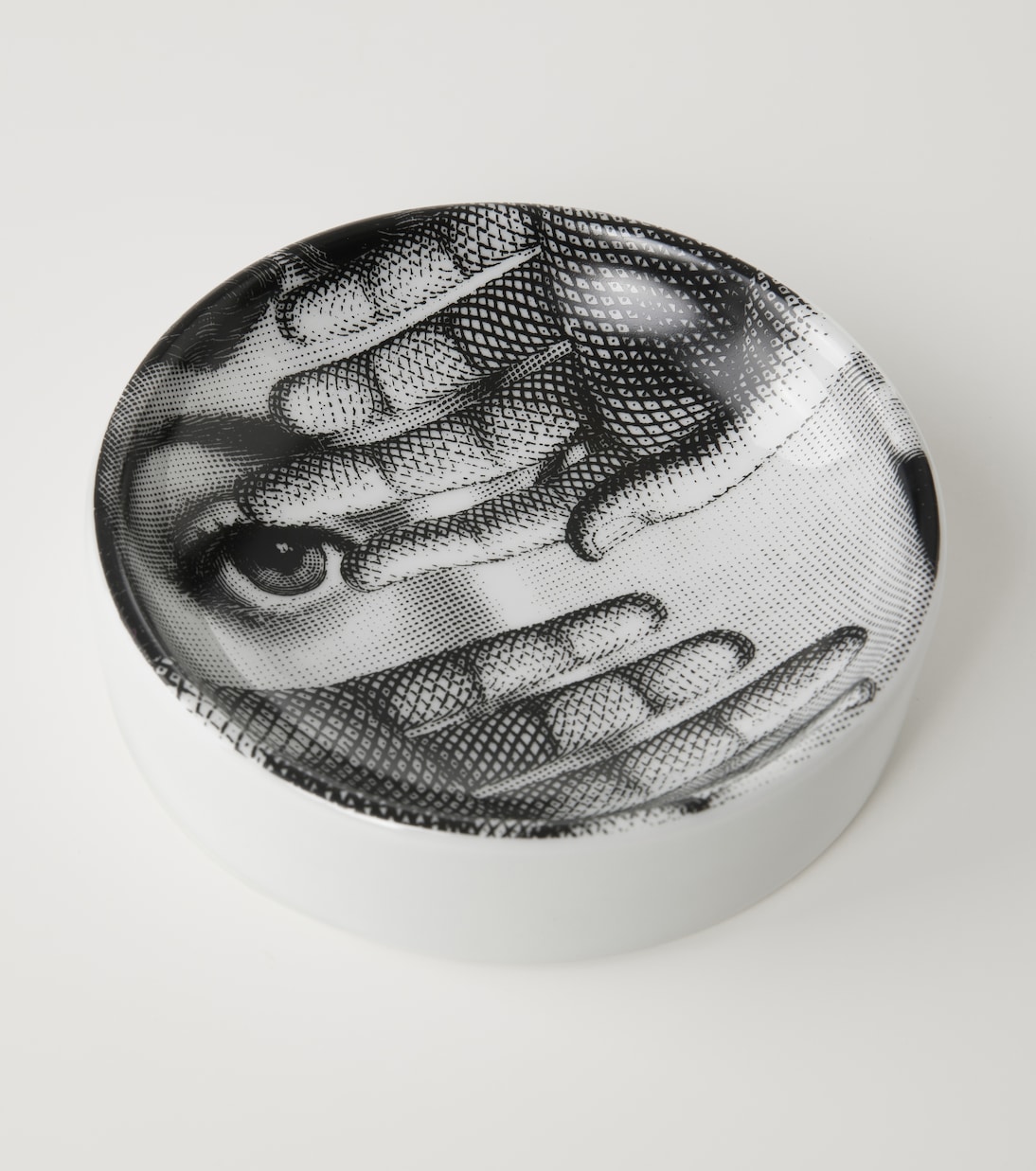 Posacenere Tema e Variazioni N.154 in porcellana | Fornasetti