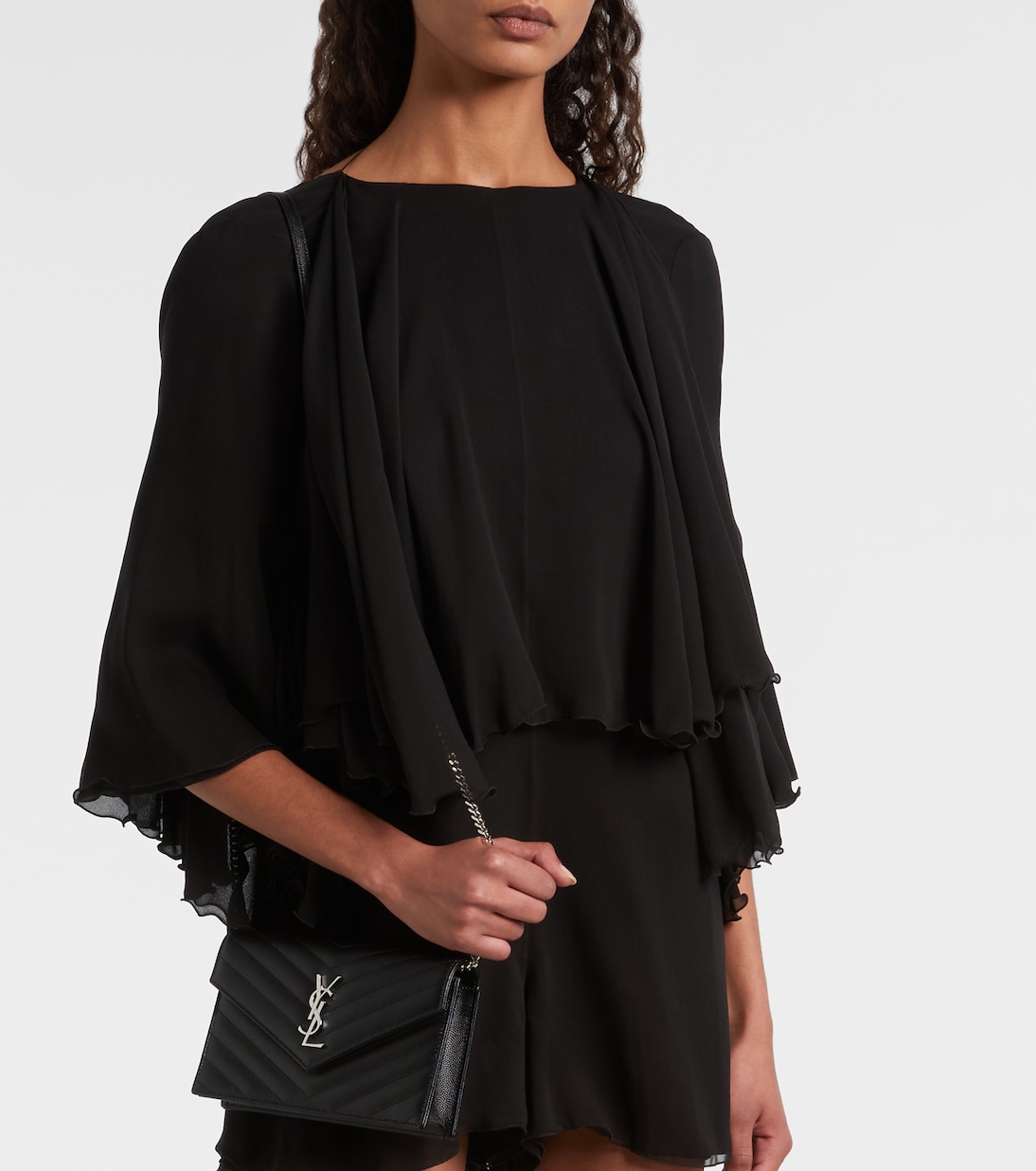 Portefeuille à chaîne Cassandre Envelope Small en cuir | Saint Laurent