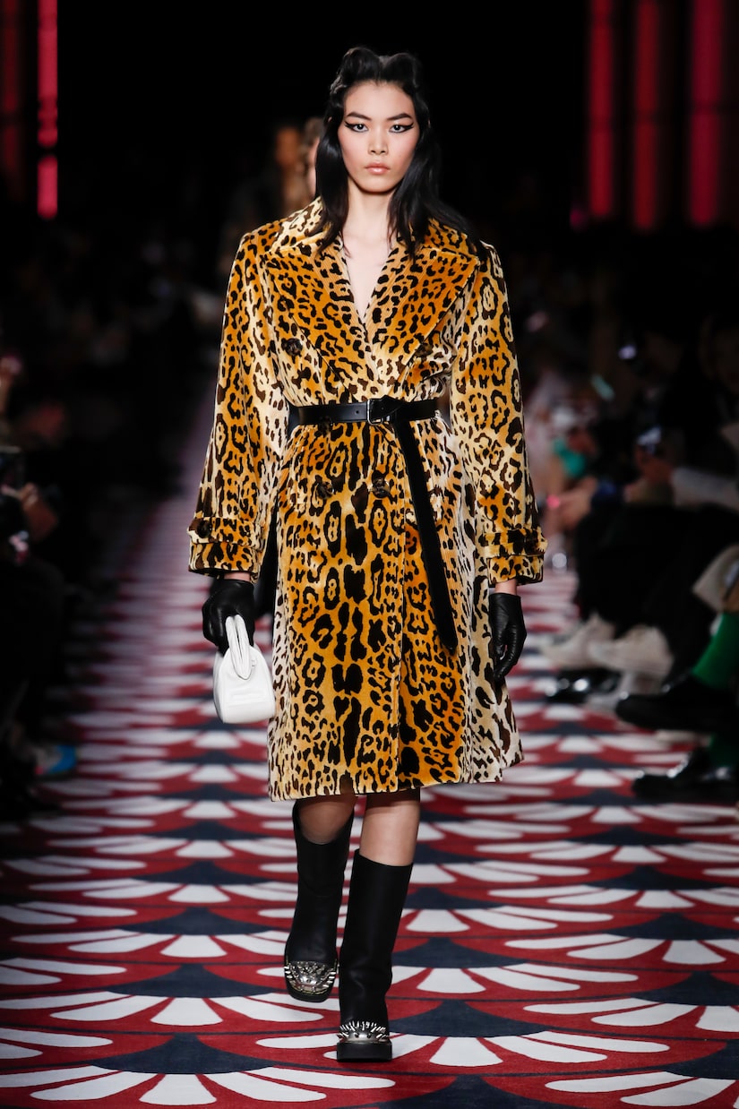 Stivali in pelle con borchie | Miu Miu