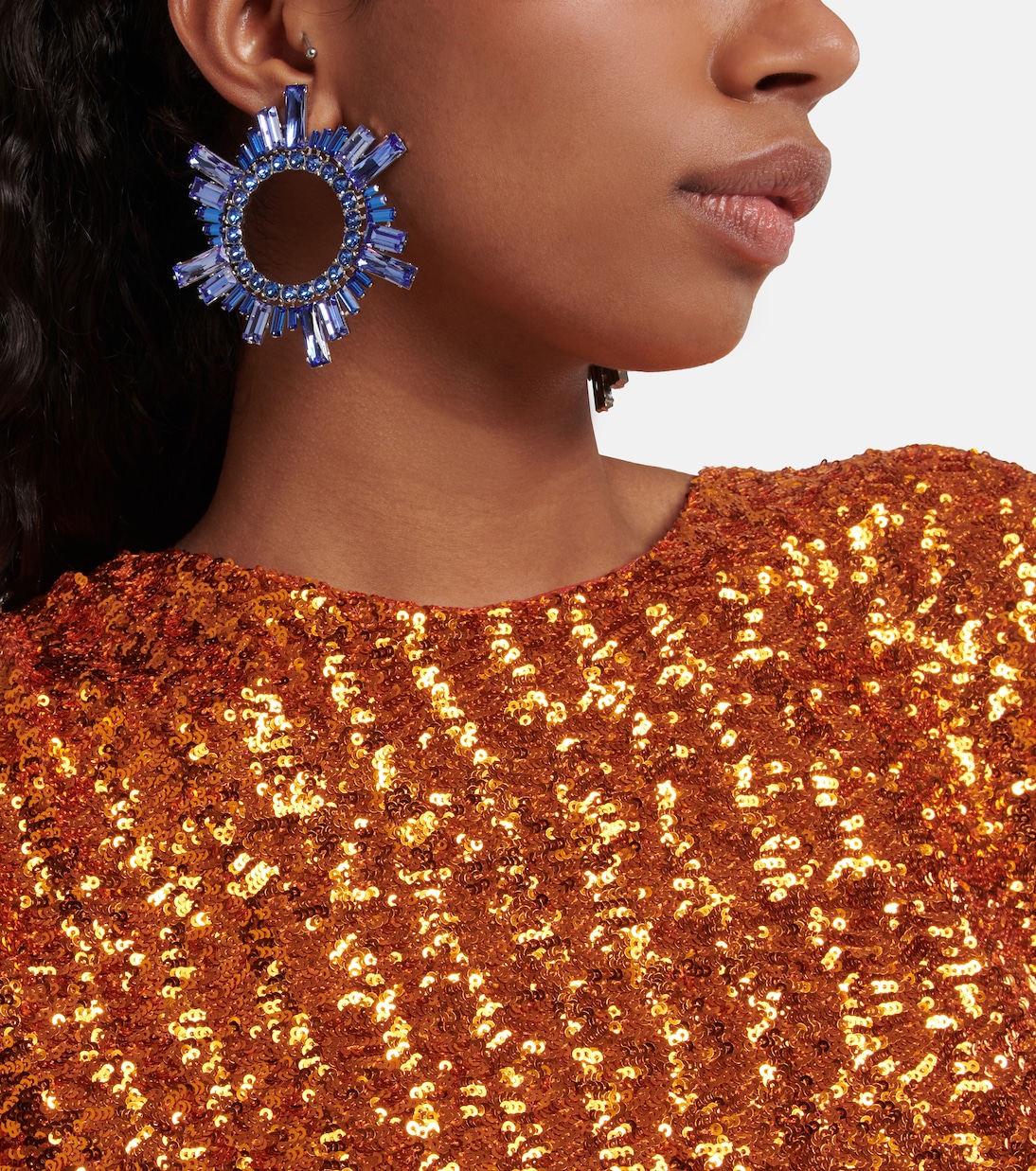 Boucles d'oreilles Begum à cristaux | Amina Muaddi