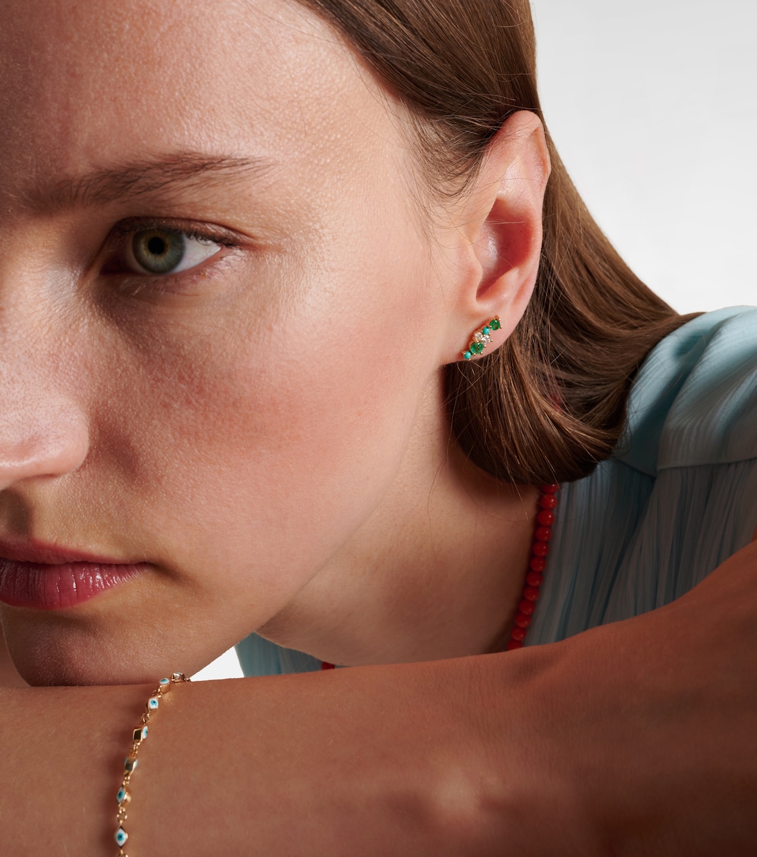 Boucles d’oreilles en or 14 carats, diamants et émeraudes | Sydney Evan