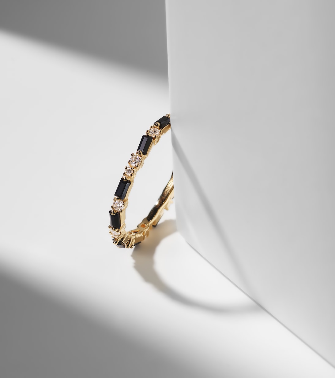 Bague en or 18 ct, diamants et saphirs | Suzanne Kalan