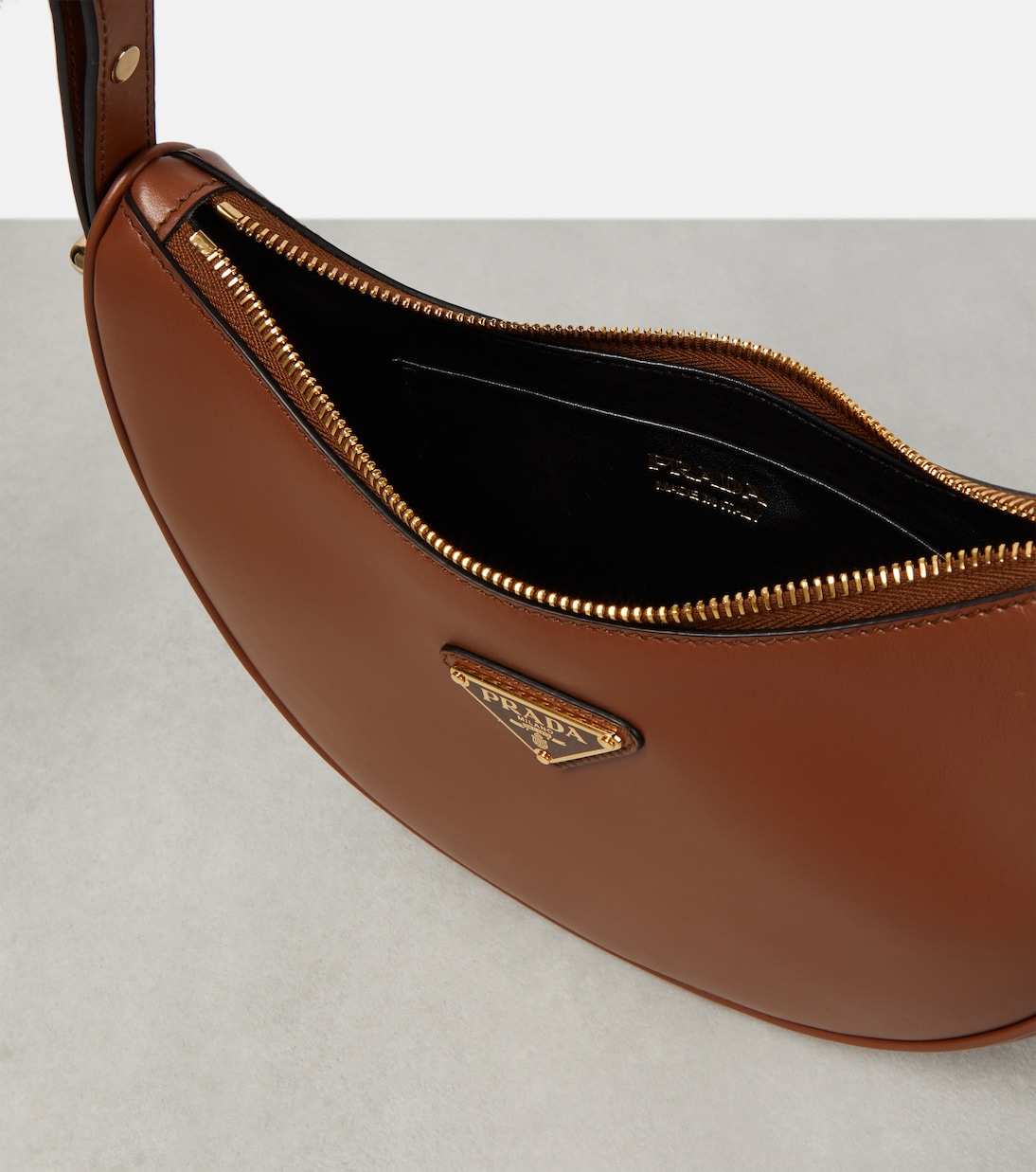 Borsa a spalla Arqué in pelle | Prada