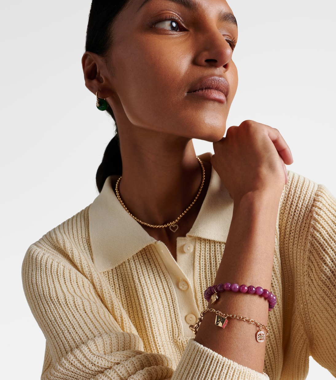 Bracciale Sydney Evan con ciondolo Joy Luck Club in oro 14kt, decorato con diamanti e smeraldi per uno stile giovane e raffinato.