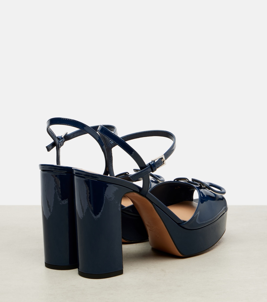 VLogo 115 patent leather platform sandals | Valentino Garavani