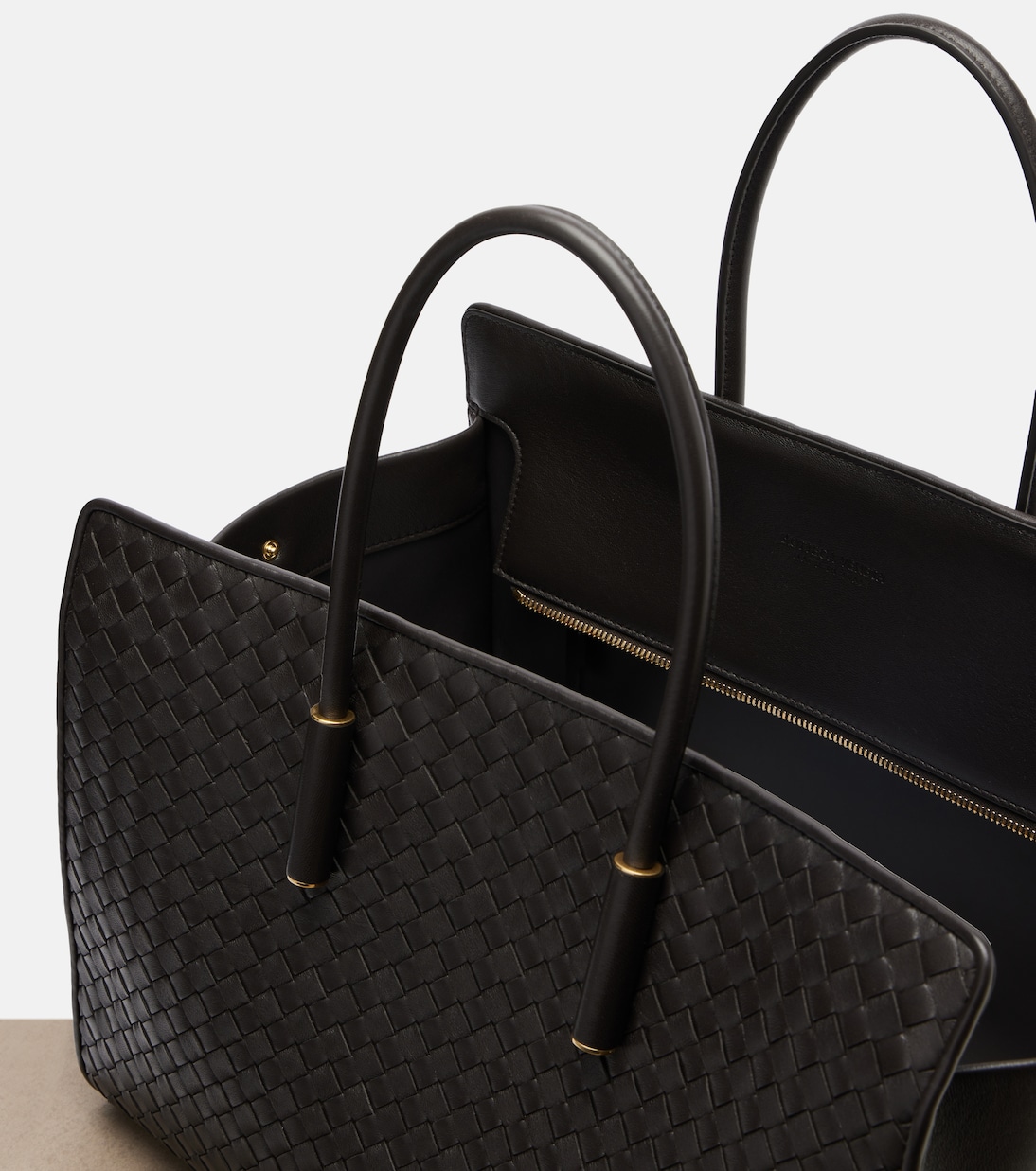 Barbara Medium leather tote bag | Bottega Veneta