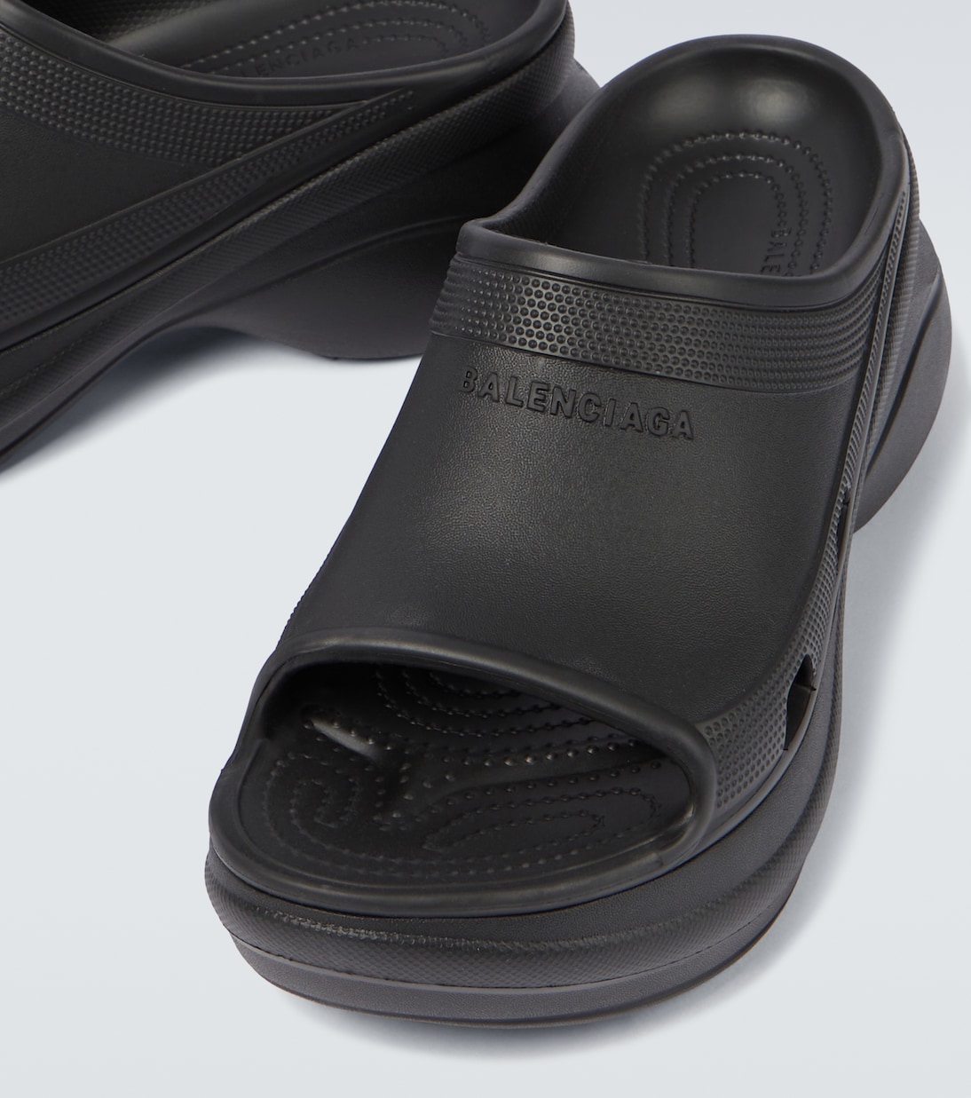 Sandales de piscine Crocs™ en caoutchouc | Balenciaga