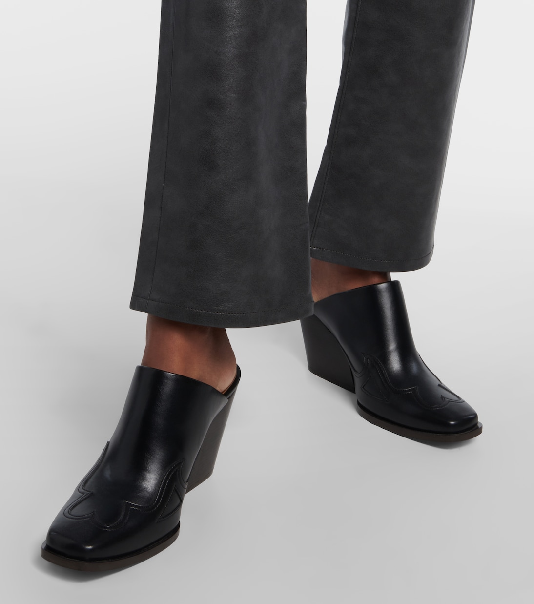 Pantaloni regular Sloane in pelle | Agolde