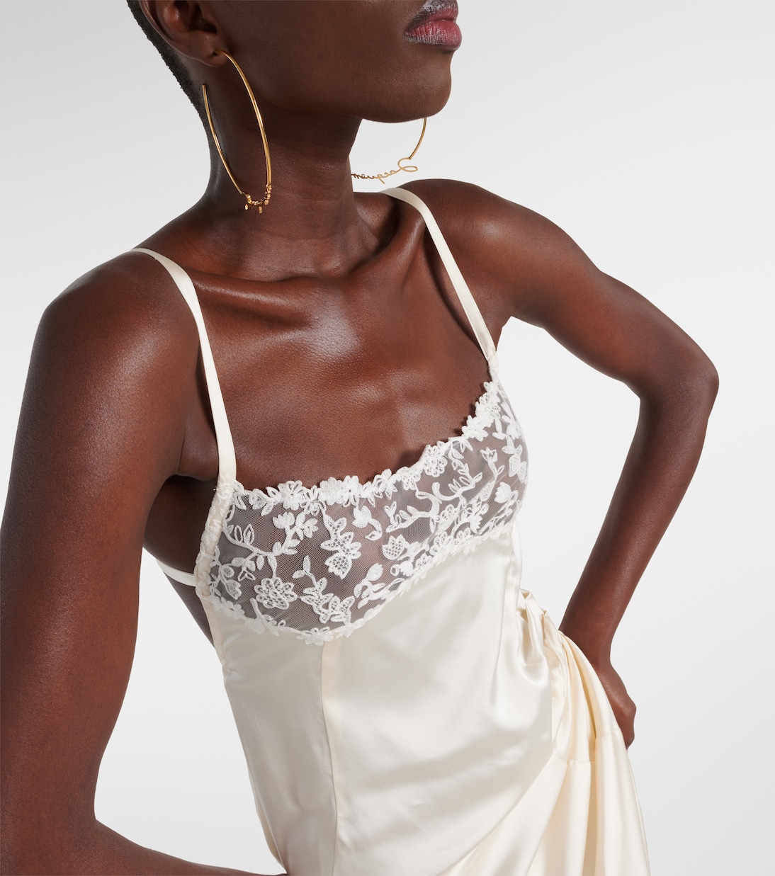 Vestido lencero La Saudade Brodée de satén | Jacquemus