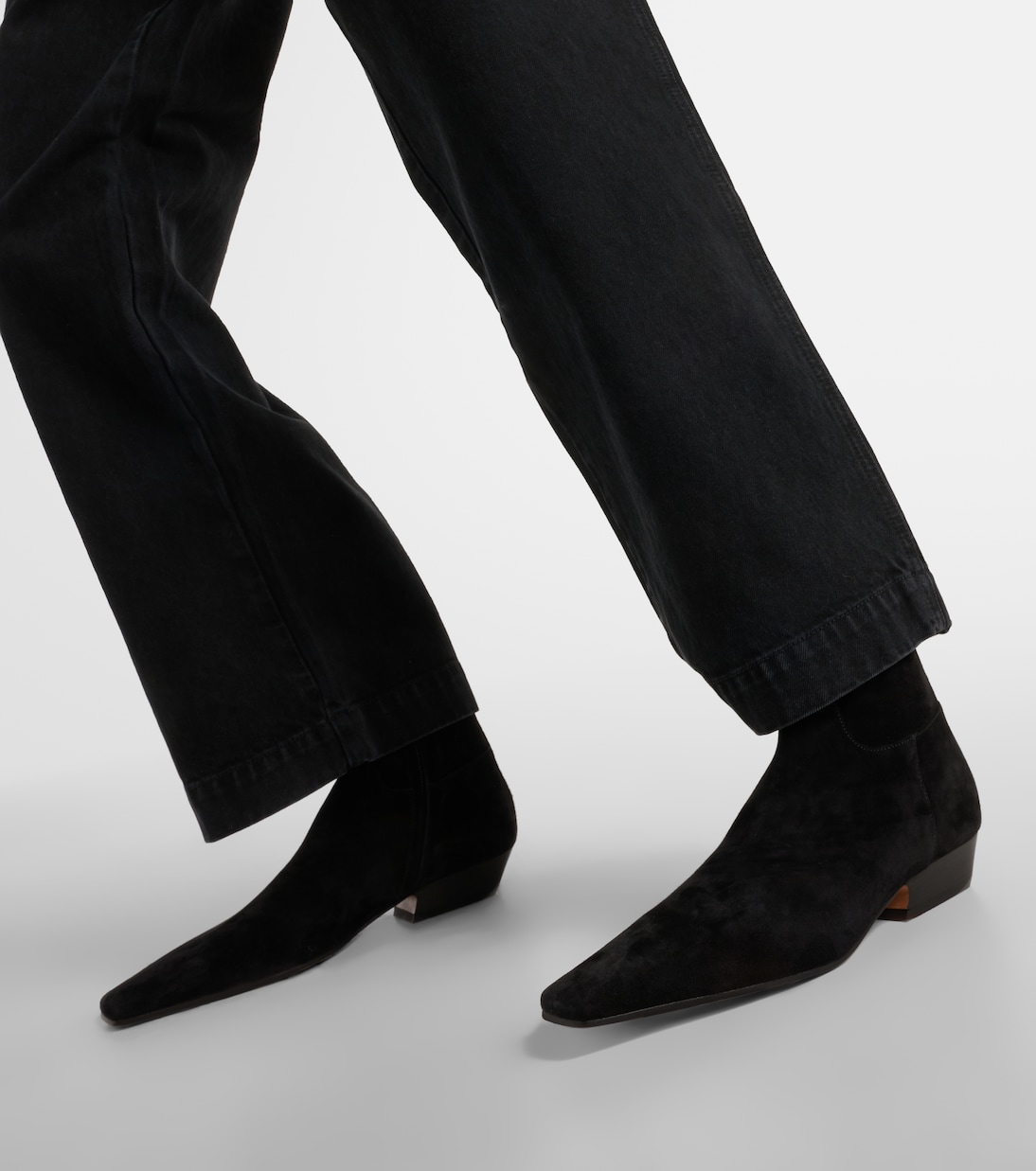 Stivaletti Marfa in suede | Khaite