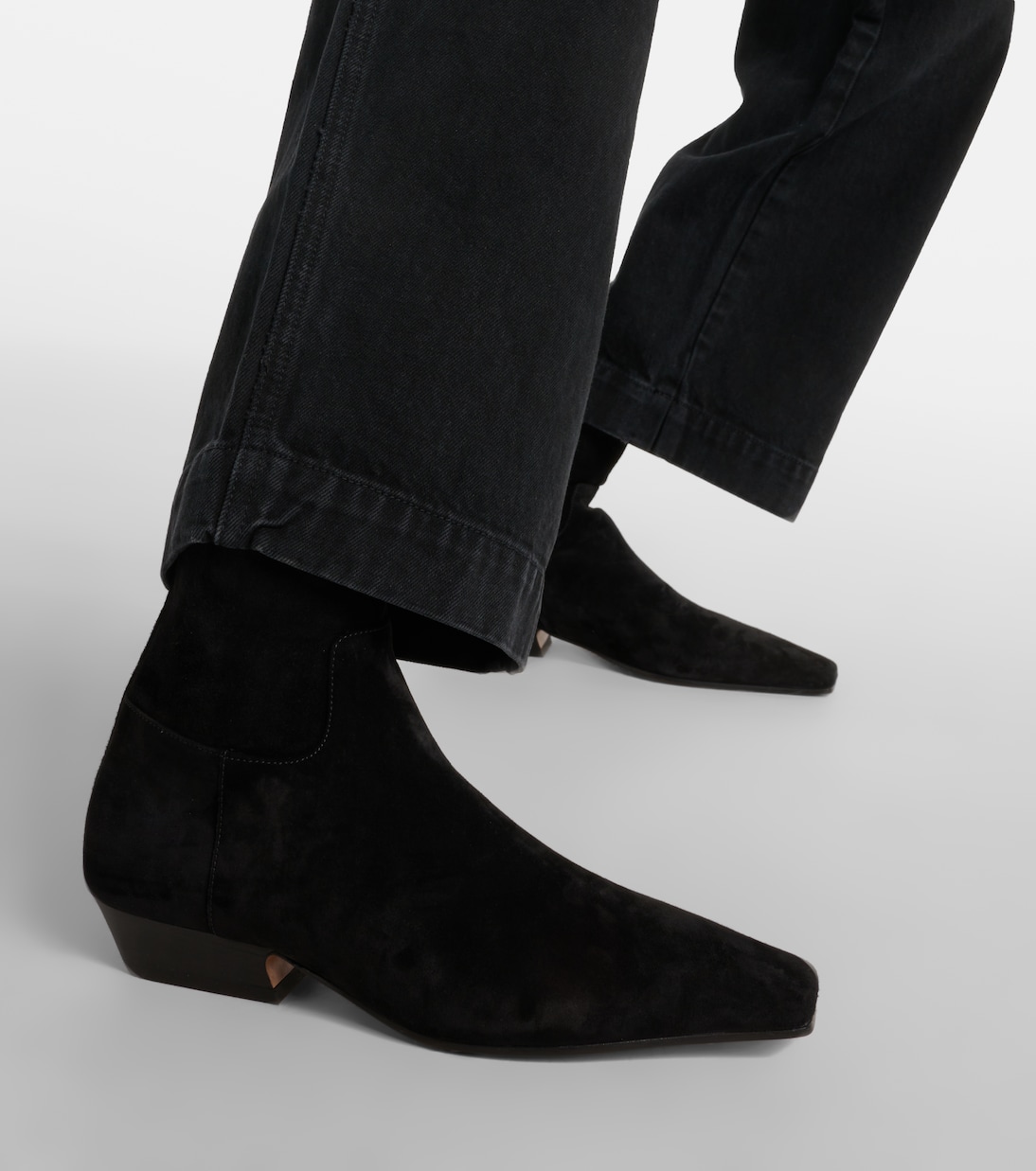 Stivaletti Marfa in suede | Khaite
