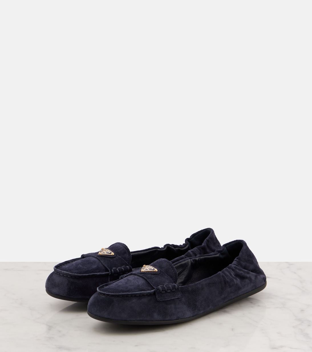 Scarpe Prada in Pelle Scamosciata per Giovani Stilisti
