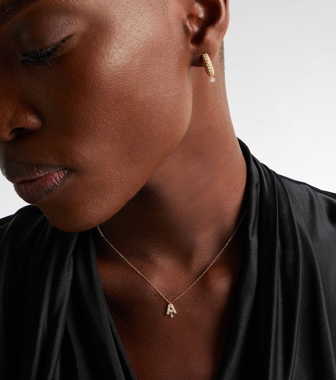 Alphabet A 18kt gold necklace with diamonds | Persée