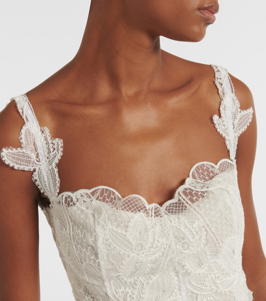 Lace gown | Oscar de la Renta