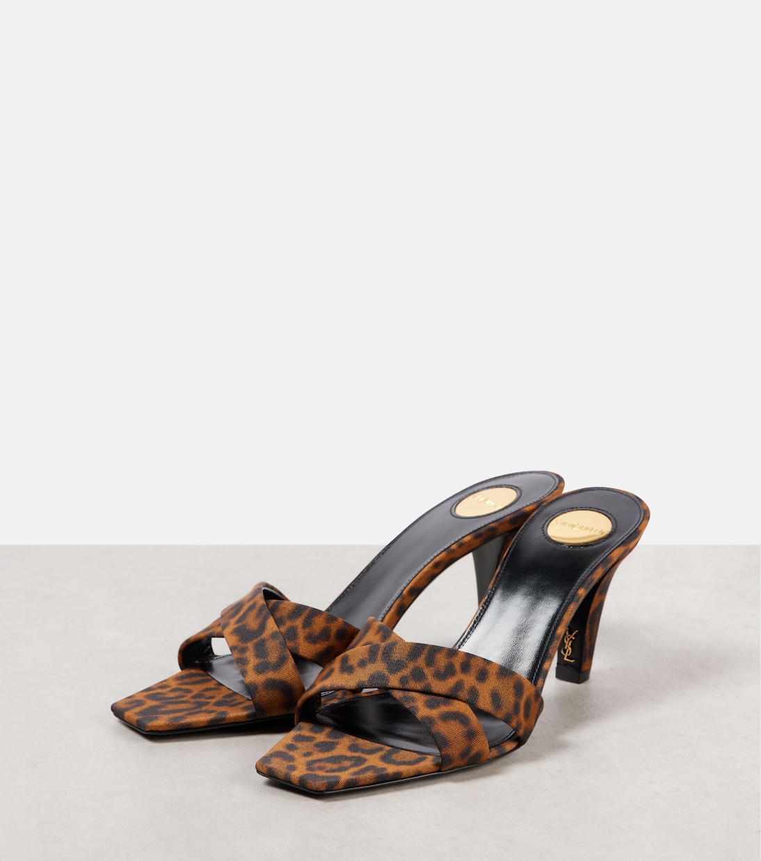 Mules Jill 75 en satin à motif léopard | Saint Laurent
