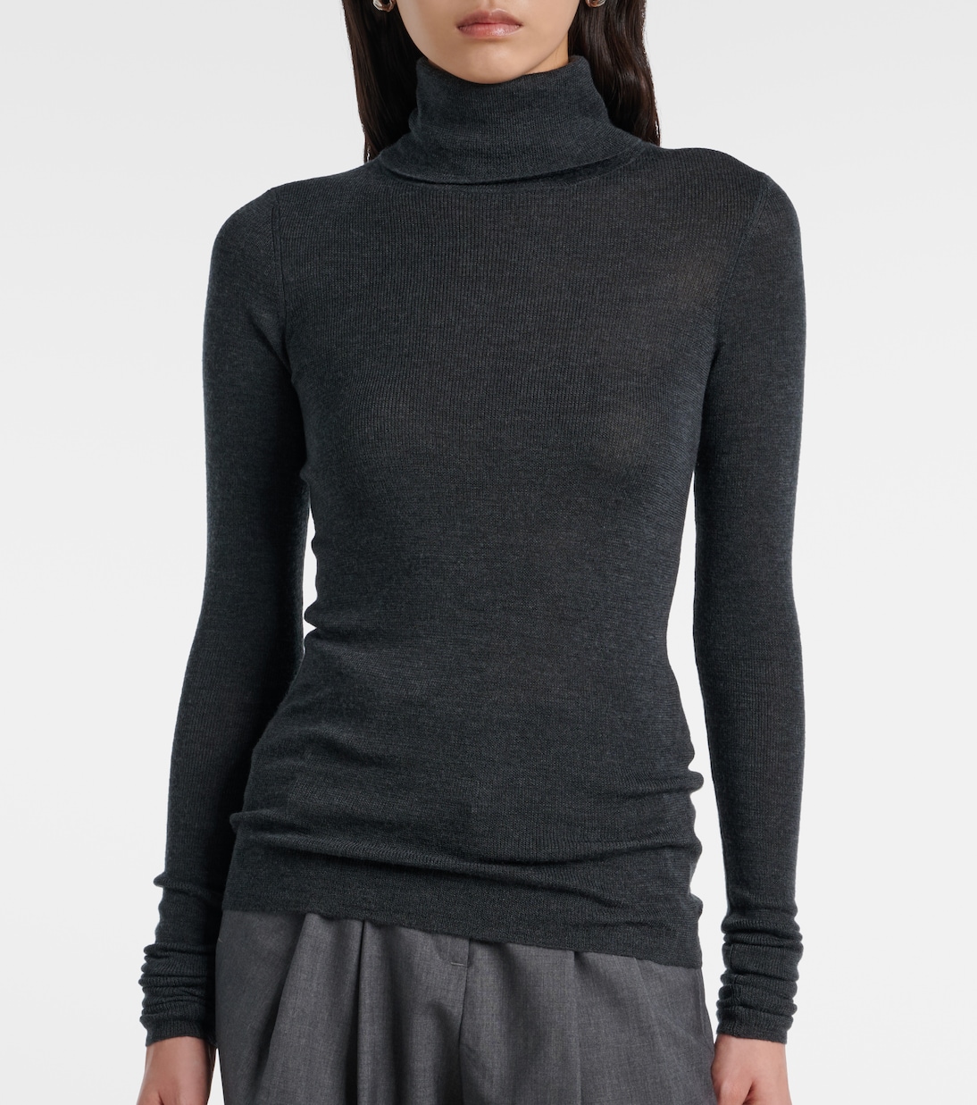 Utica Thin wool and silk turtleneck sweater | The Frankie Shop