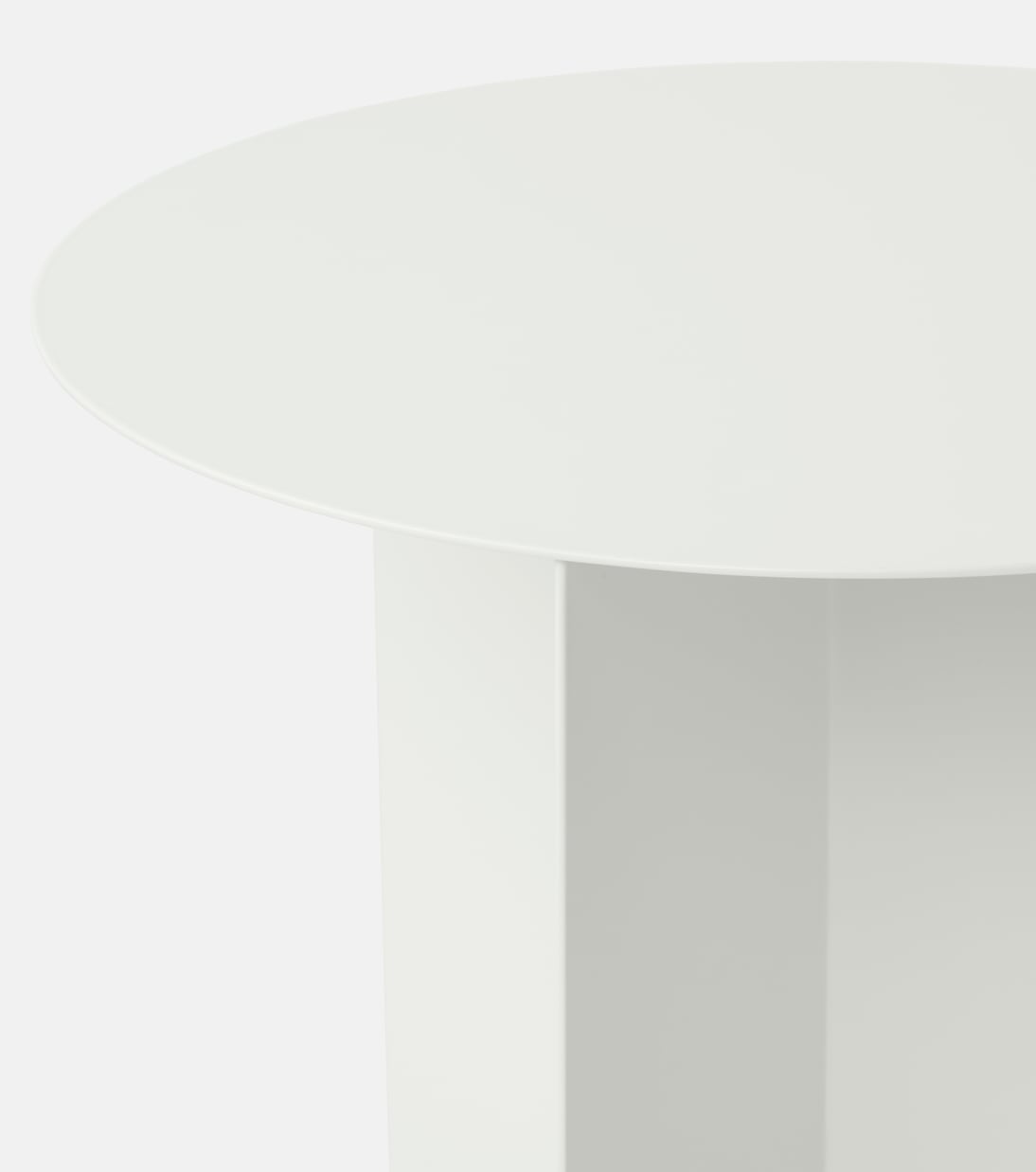 Slit High side table | Hay