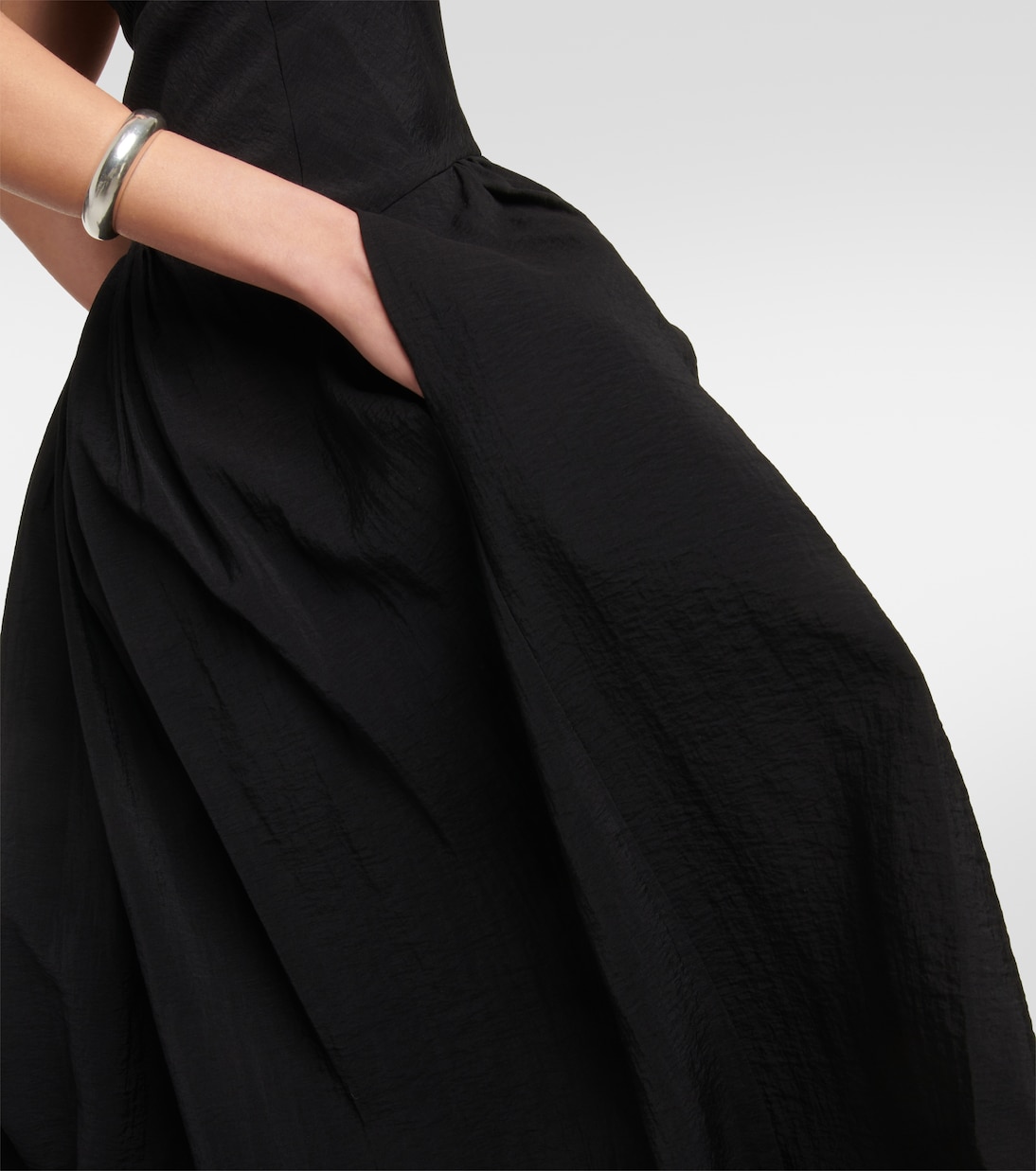 Vestido midi de gasa fruncido | Vince
