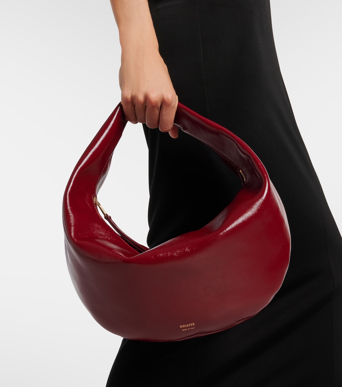 Schultertasche Olivia Medium aus Lackleder | Khaite