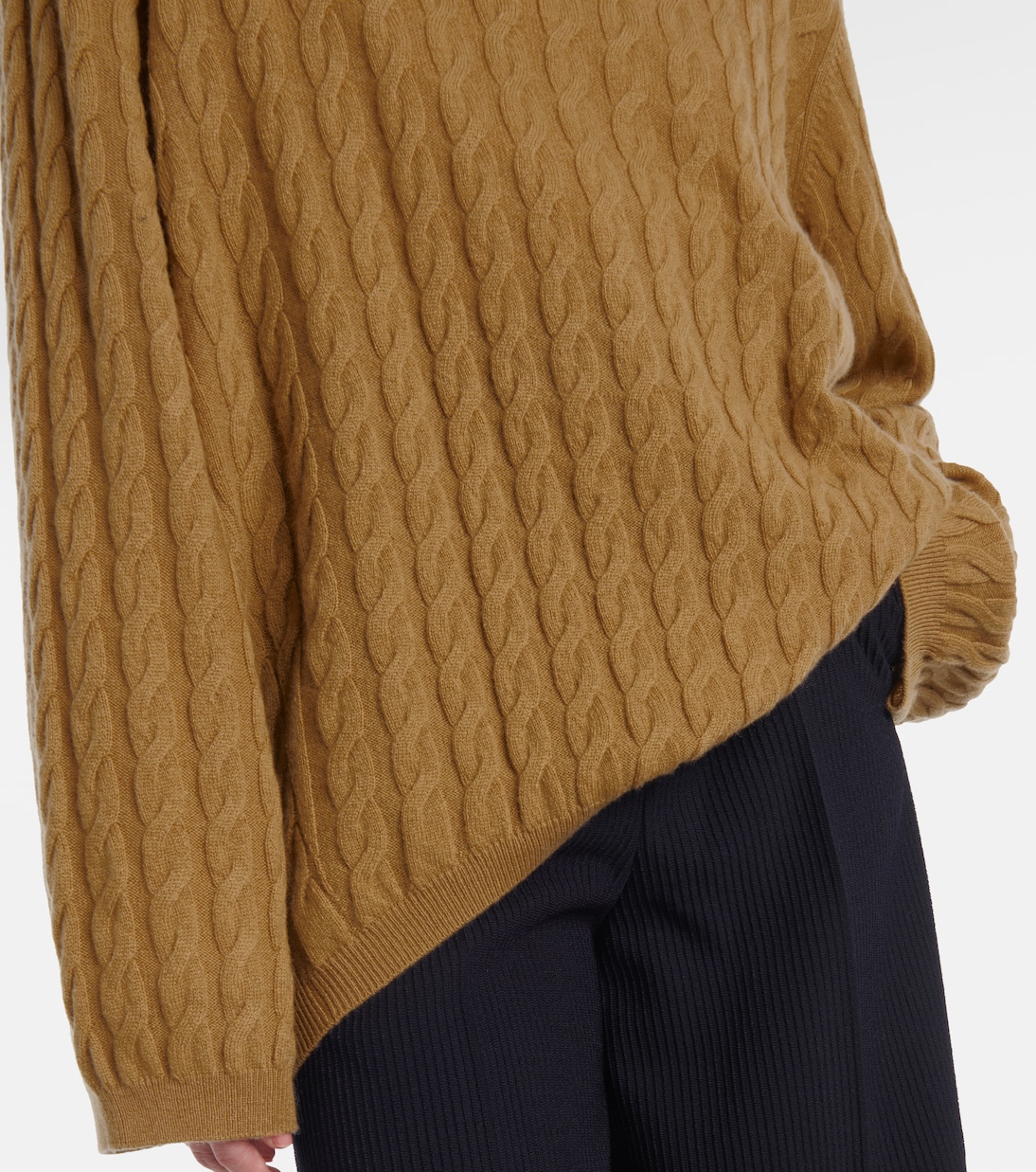 Cable-knit wool and cashmere sweater | Jardin des Orangers