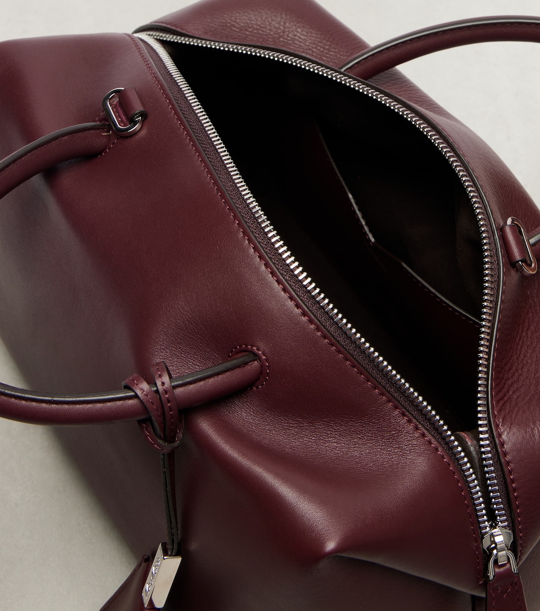 Holdall Medium leather tote bag | Max Mara