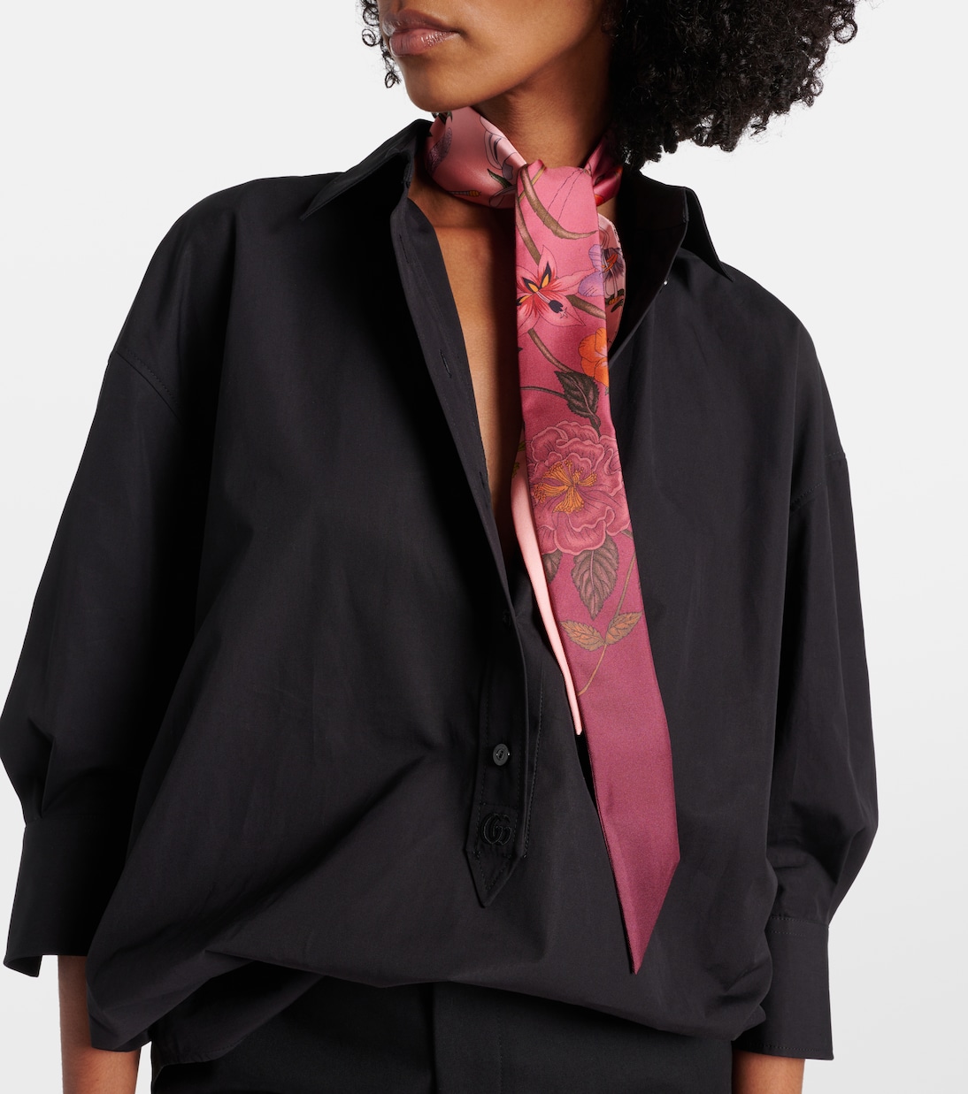 Foulard in seta con stampa floreale | Gucci