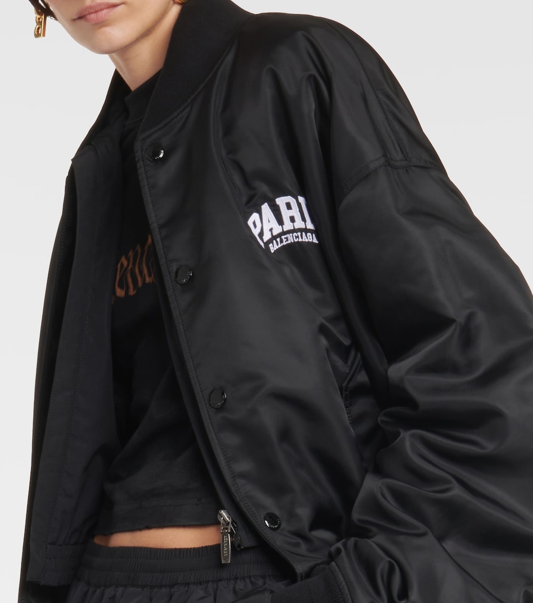 Chaqueta Universitaria de Satén Balenciaga - Estilo Joven en París